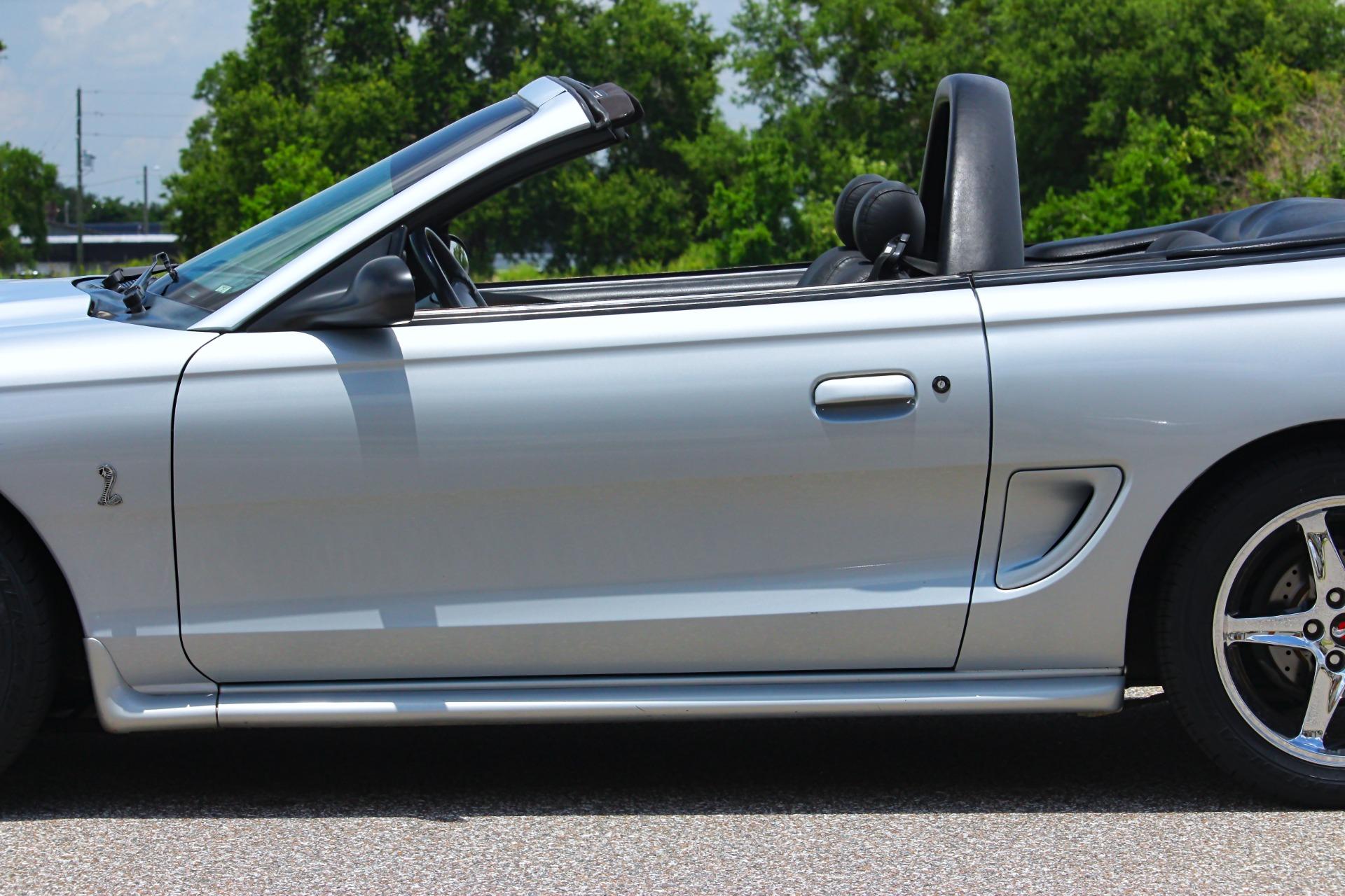 1995 Ford Mustang GT 20