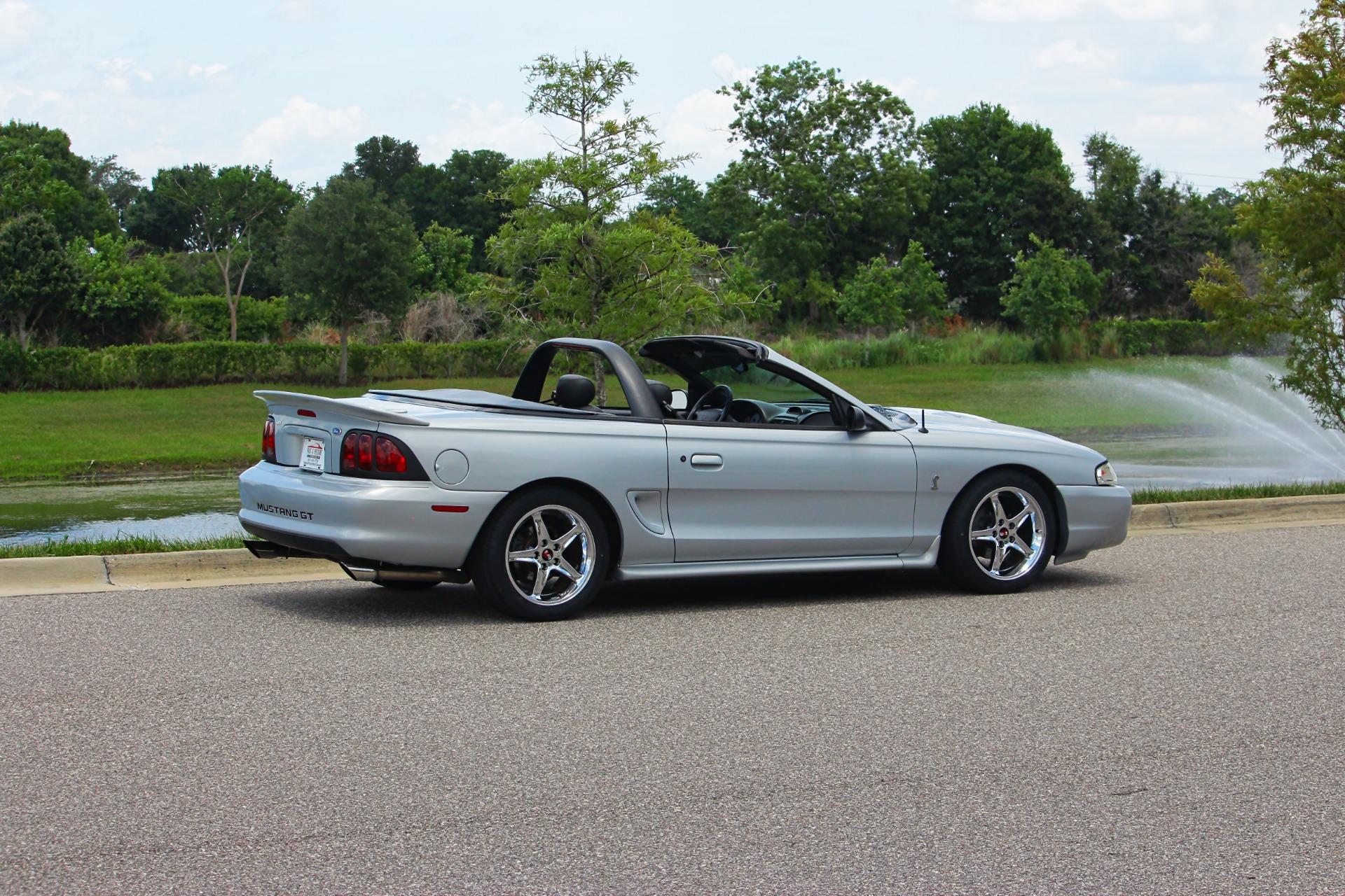 1995 Ford Mustang GT 5