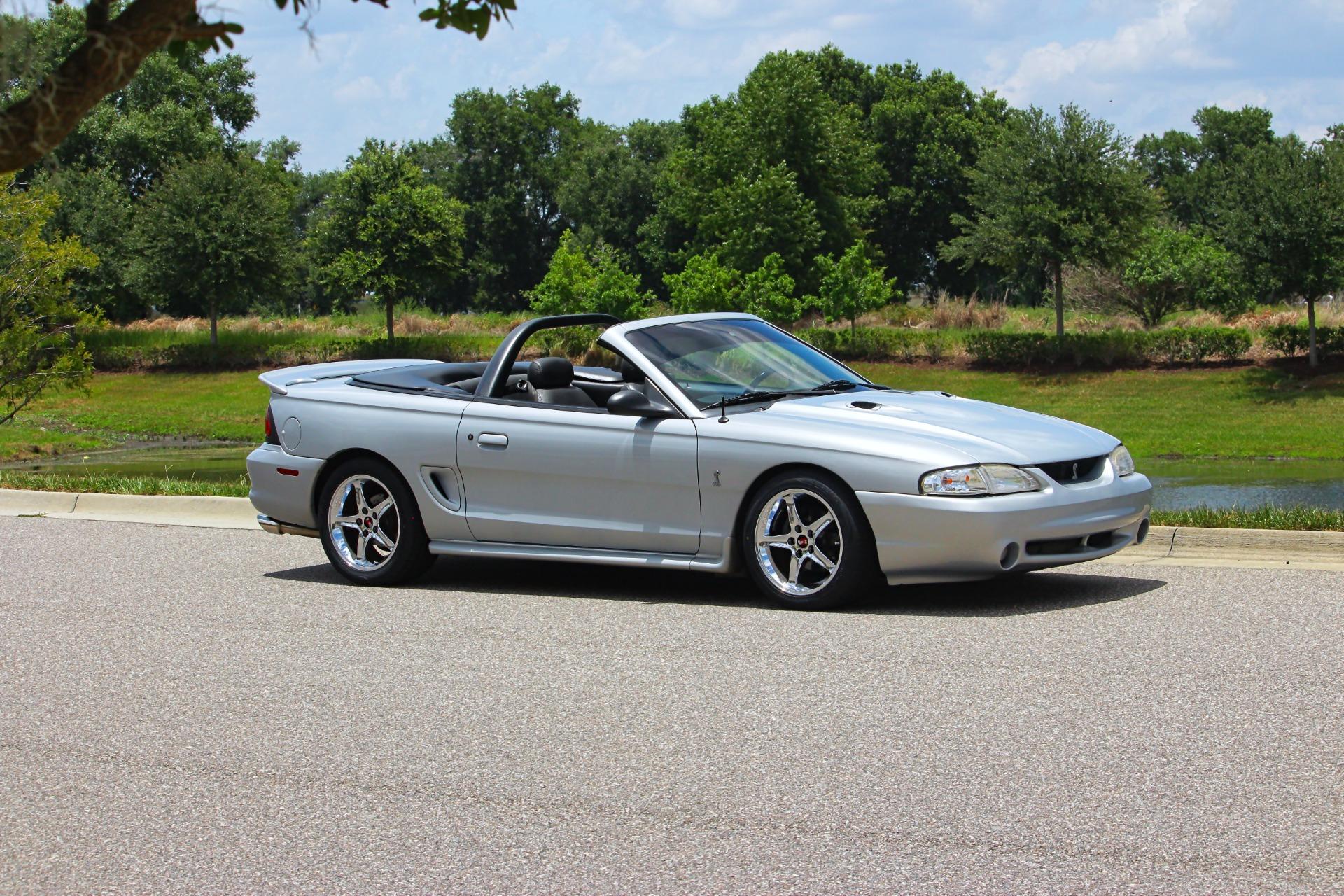 1995 Ford Mustang GT 41