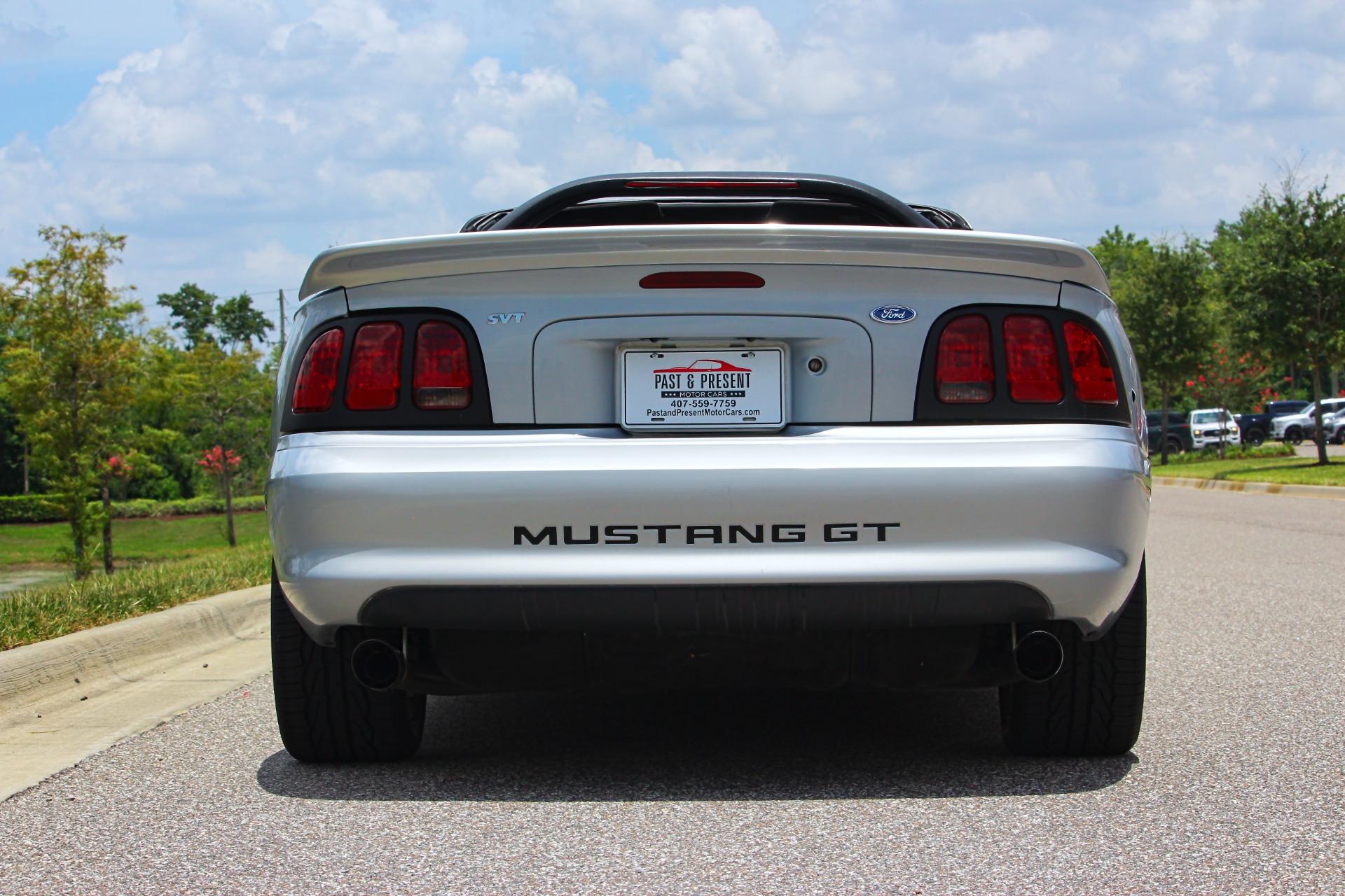 1995 Ford Mustang GT 53