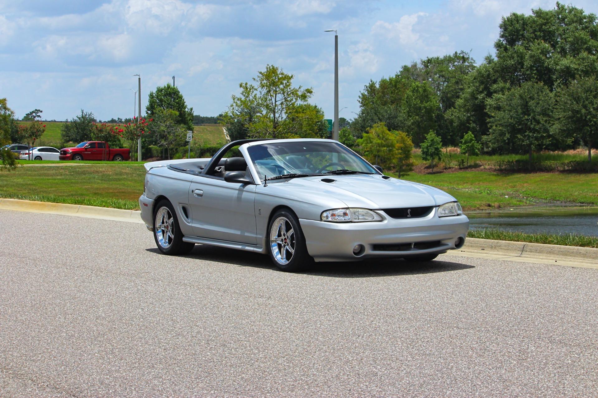 1995 Ford Mustang GT 7