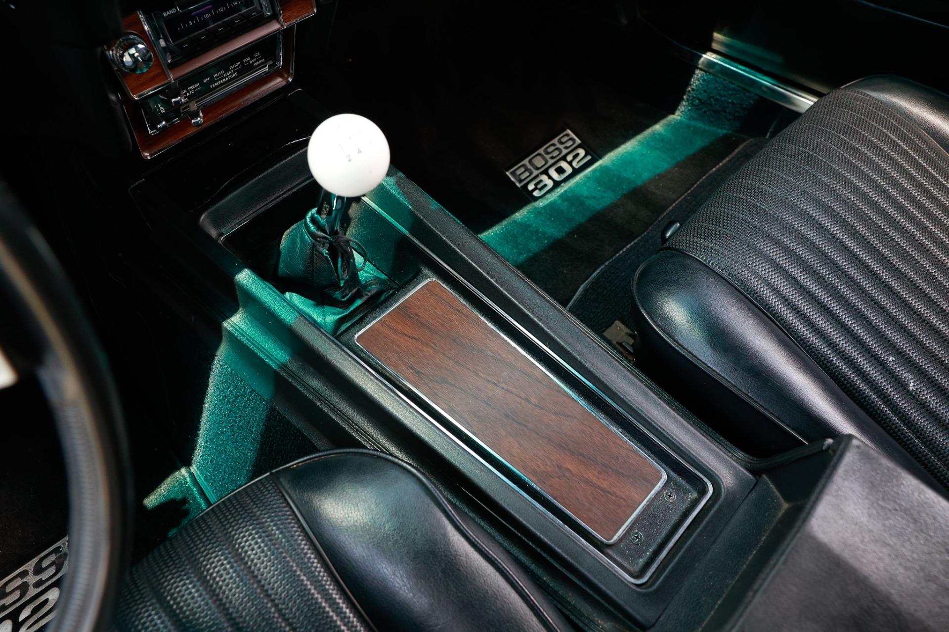 1970 Ford Mustang 36