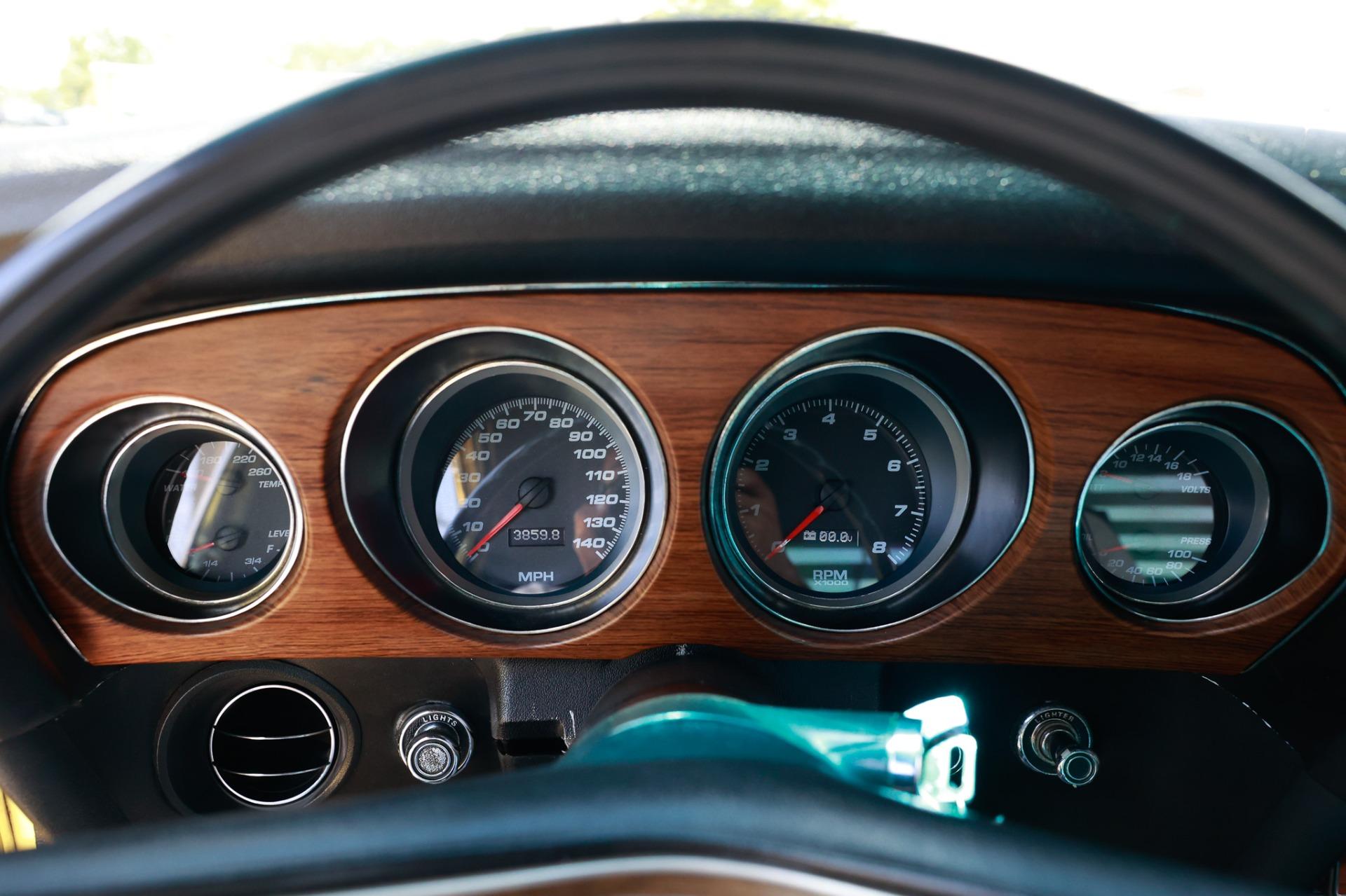 1970 Ford Mustang 31