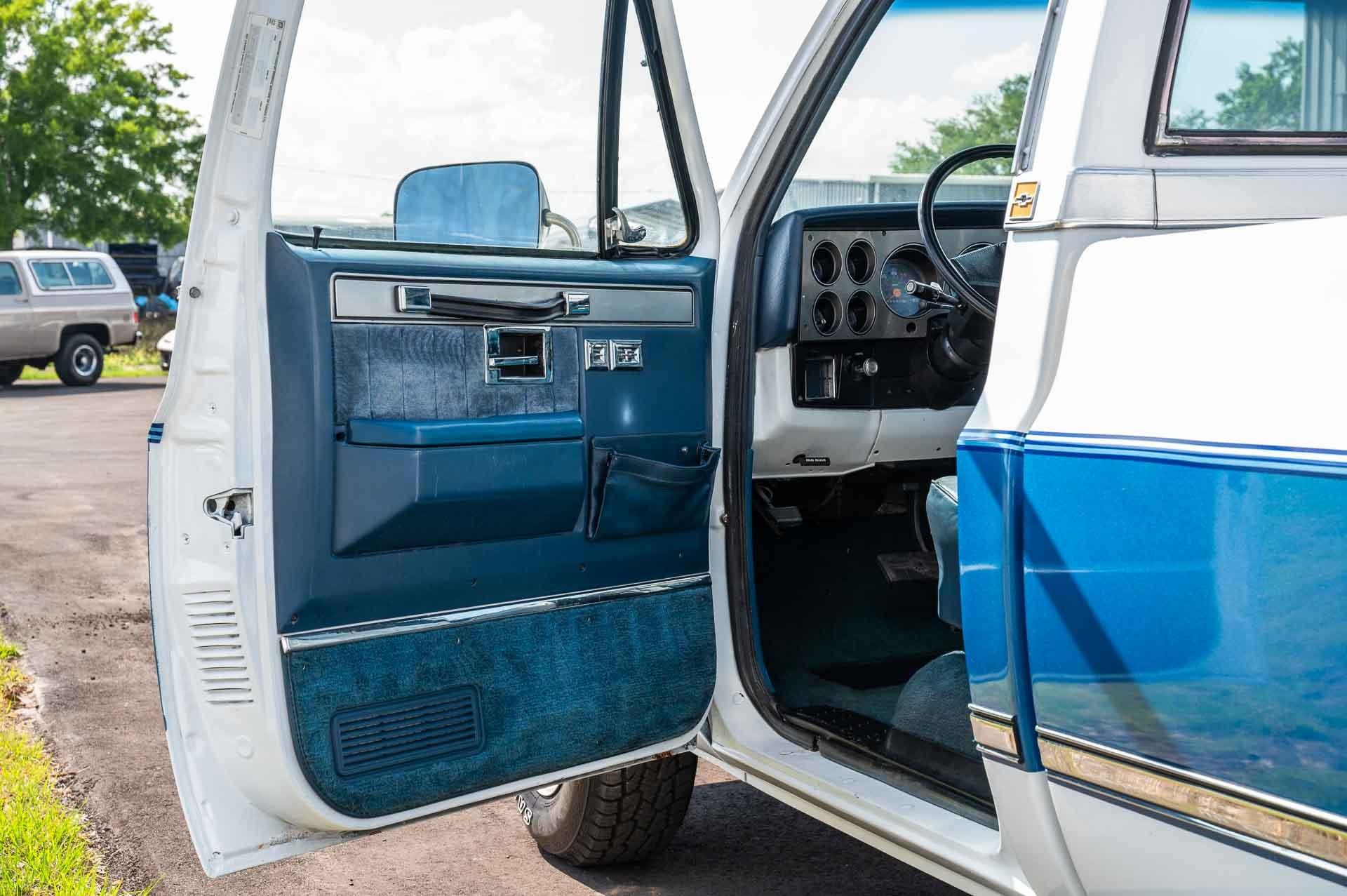 1986 Chevrolet C/K10 44