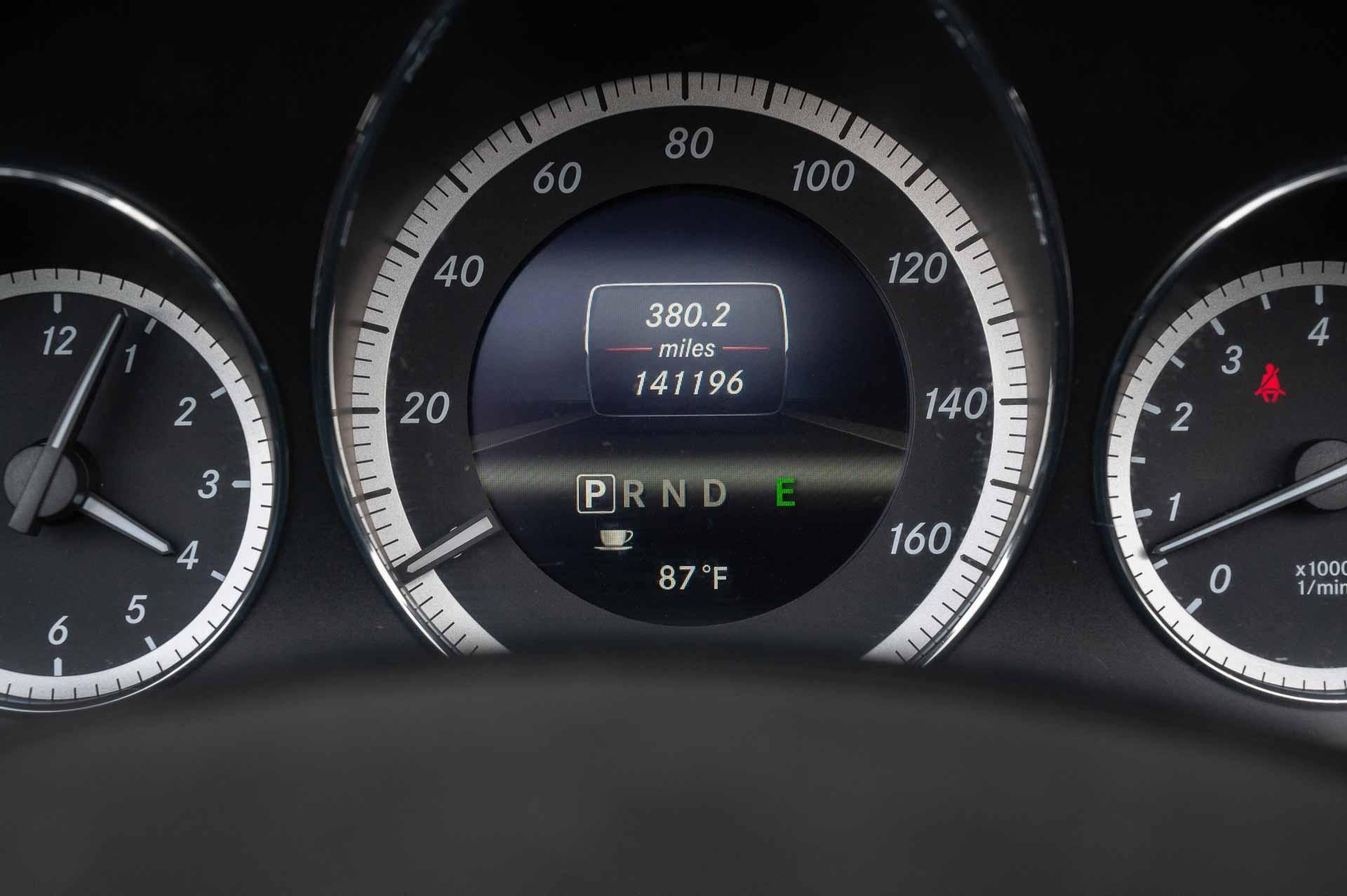 2013 Mercedes-Benz E350 105