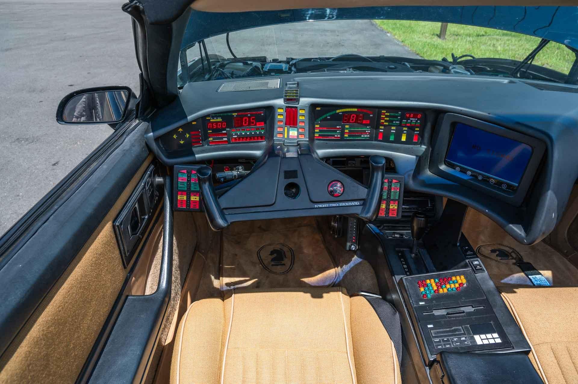 1983 Pontiac  Trans Am 11