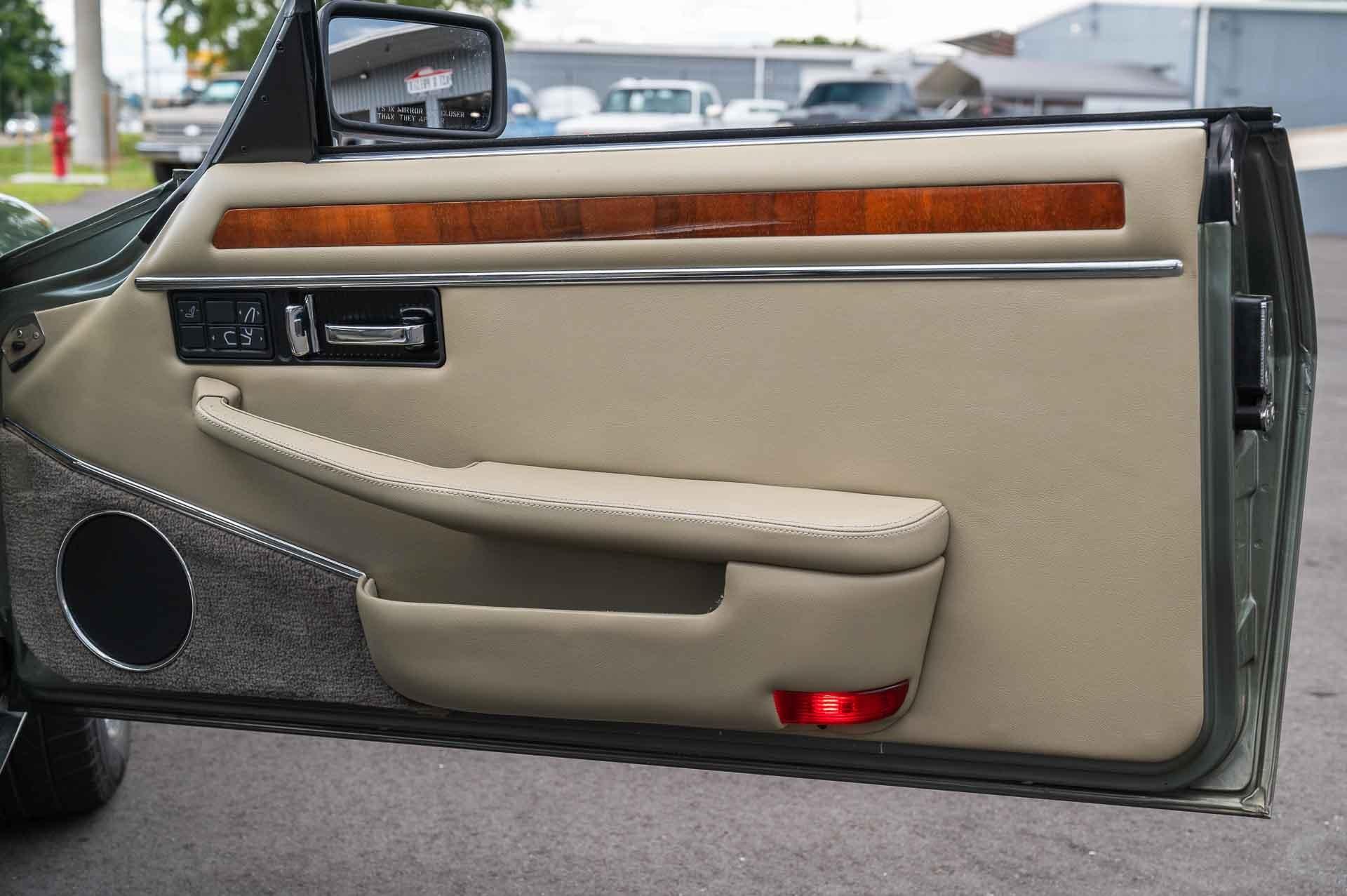 1995 Jaguar XJS 51
