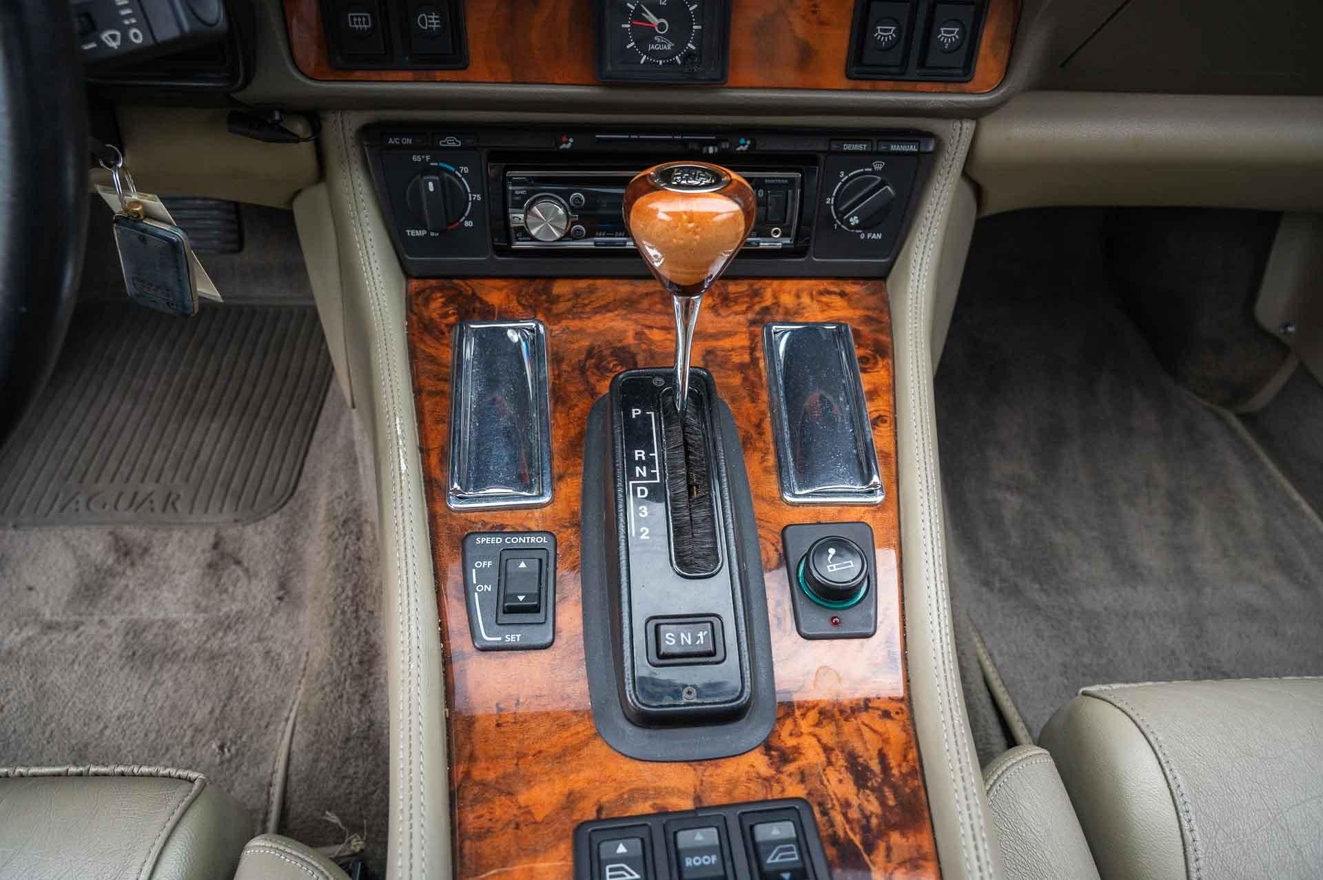 1995 Jaguar XJS 59