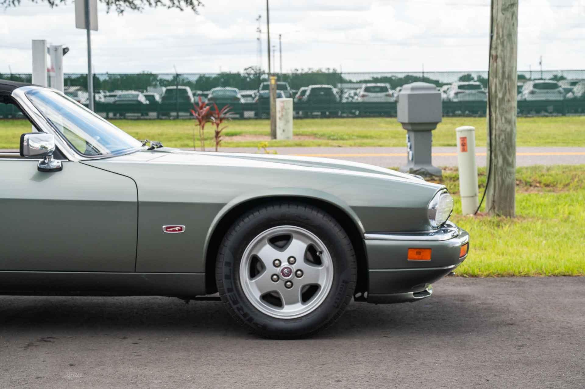 1995 Jaguar XJS 36
