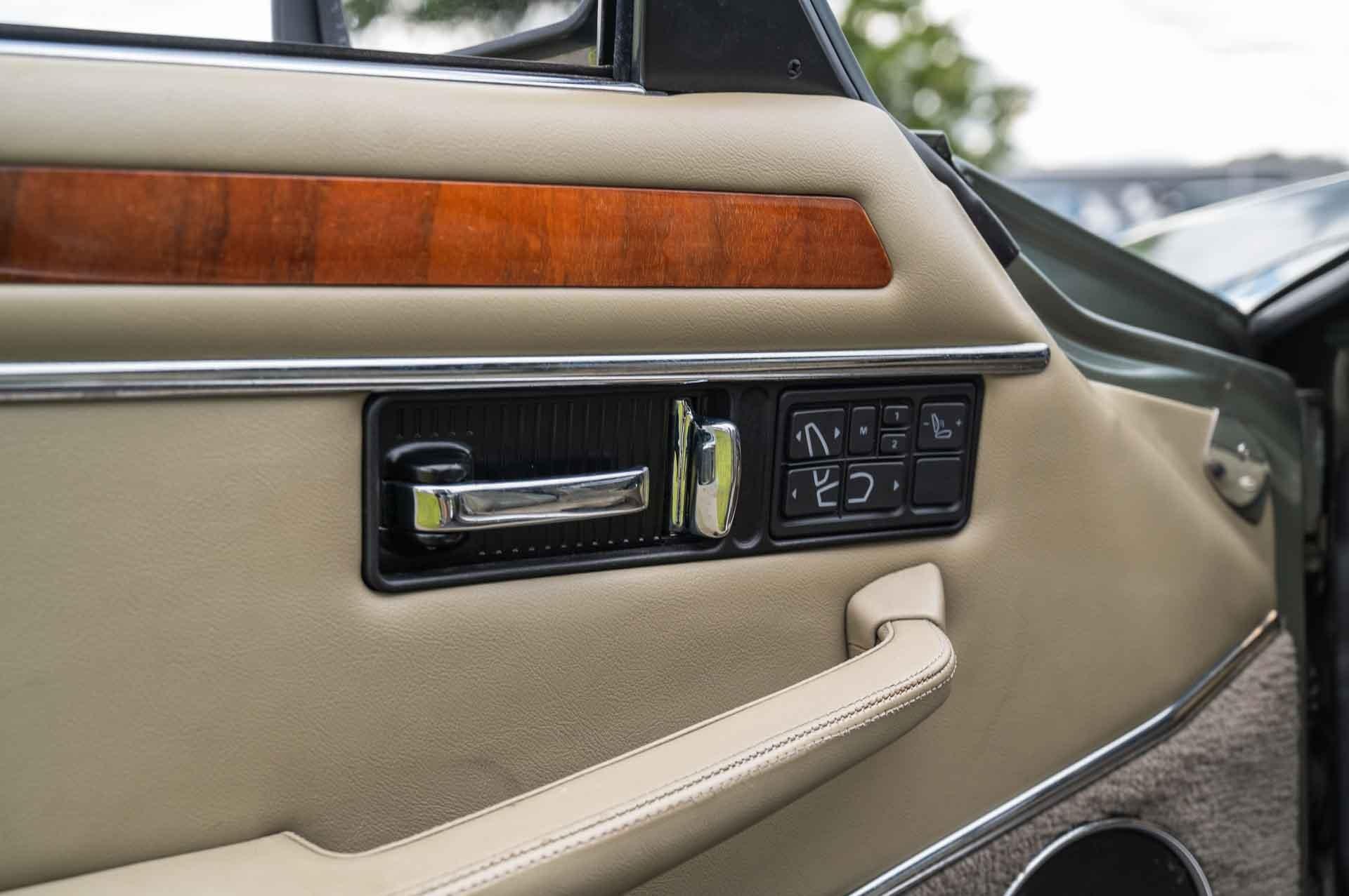 1995 Jaguar XJS 47