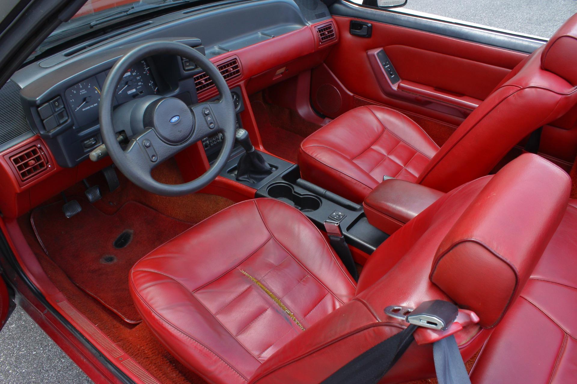 1988 Ford Mustang LX 61