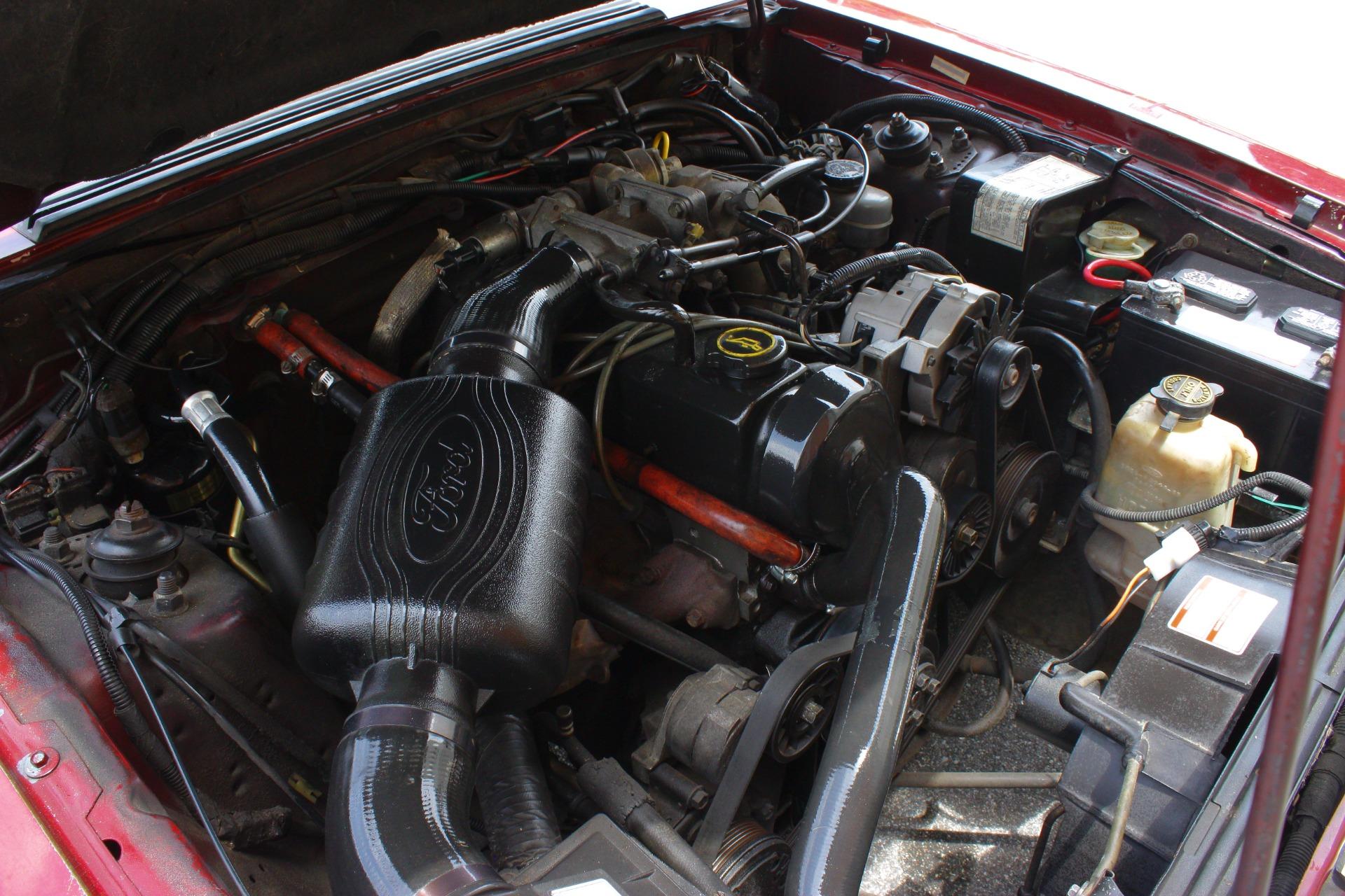 1988 Ford Mustang LX 14