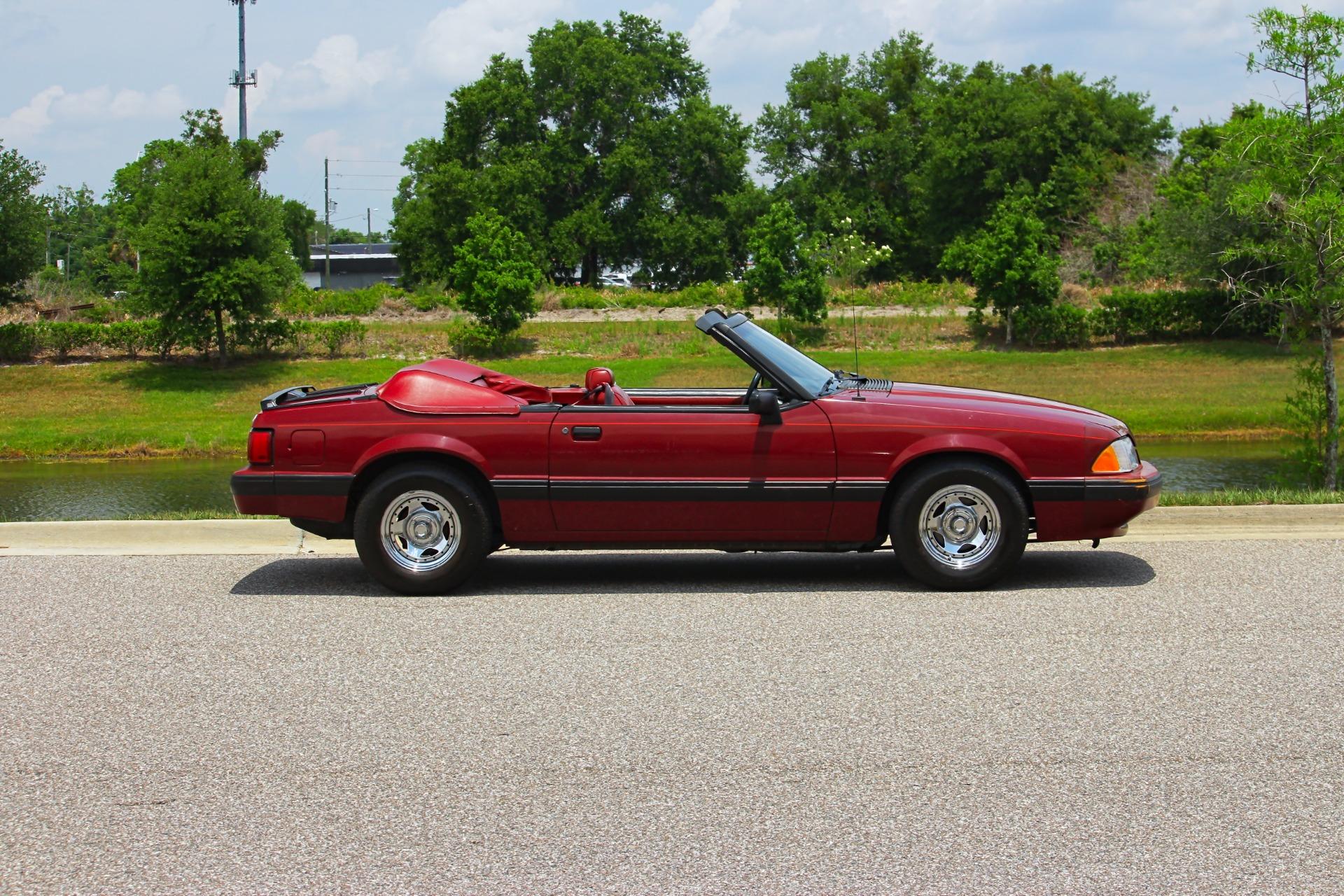 1988 Ford Mustang LX 6