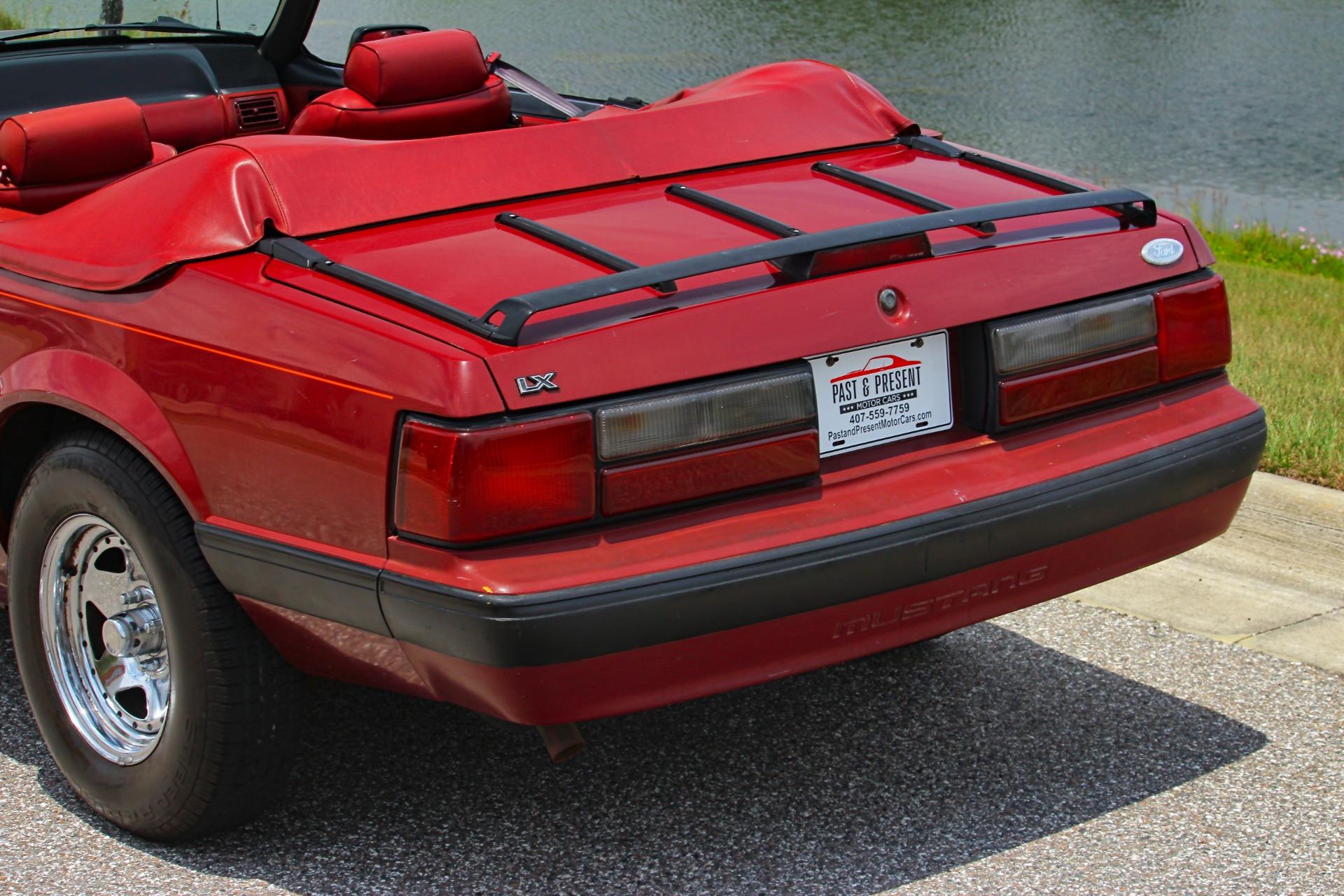 1988 Ford Mustang LX 22