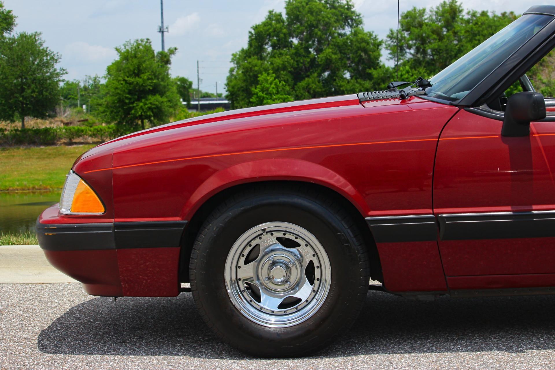 1988 Ford Mustang LX 26