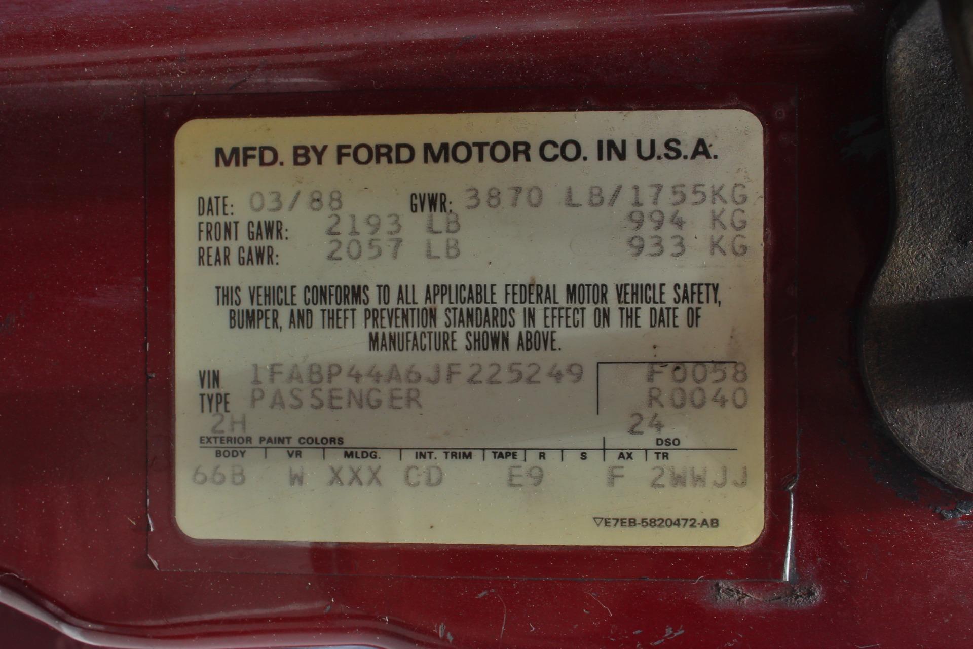 1988 Ford Mustang LX 64