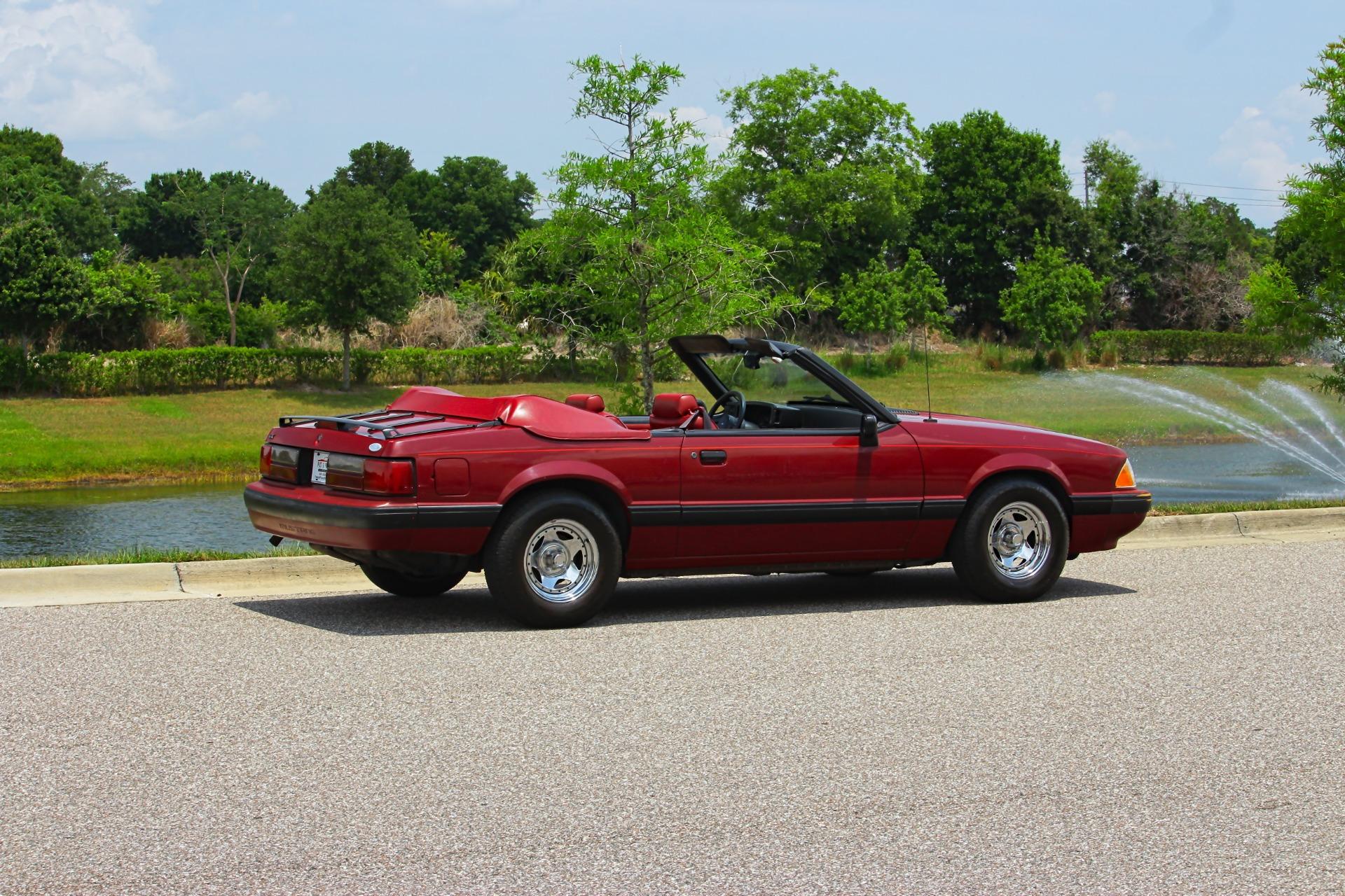 1988 Ford Mustang LX 34