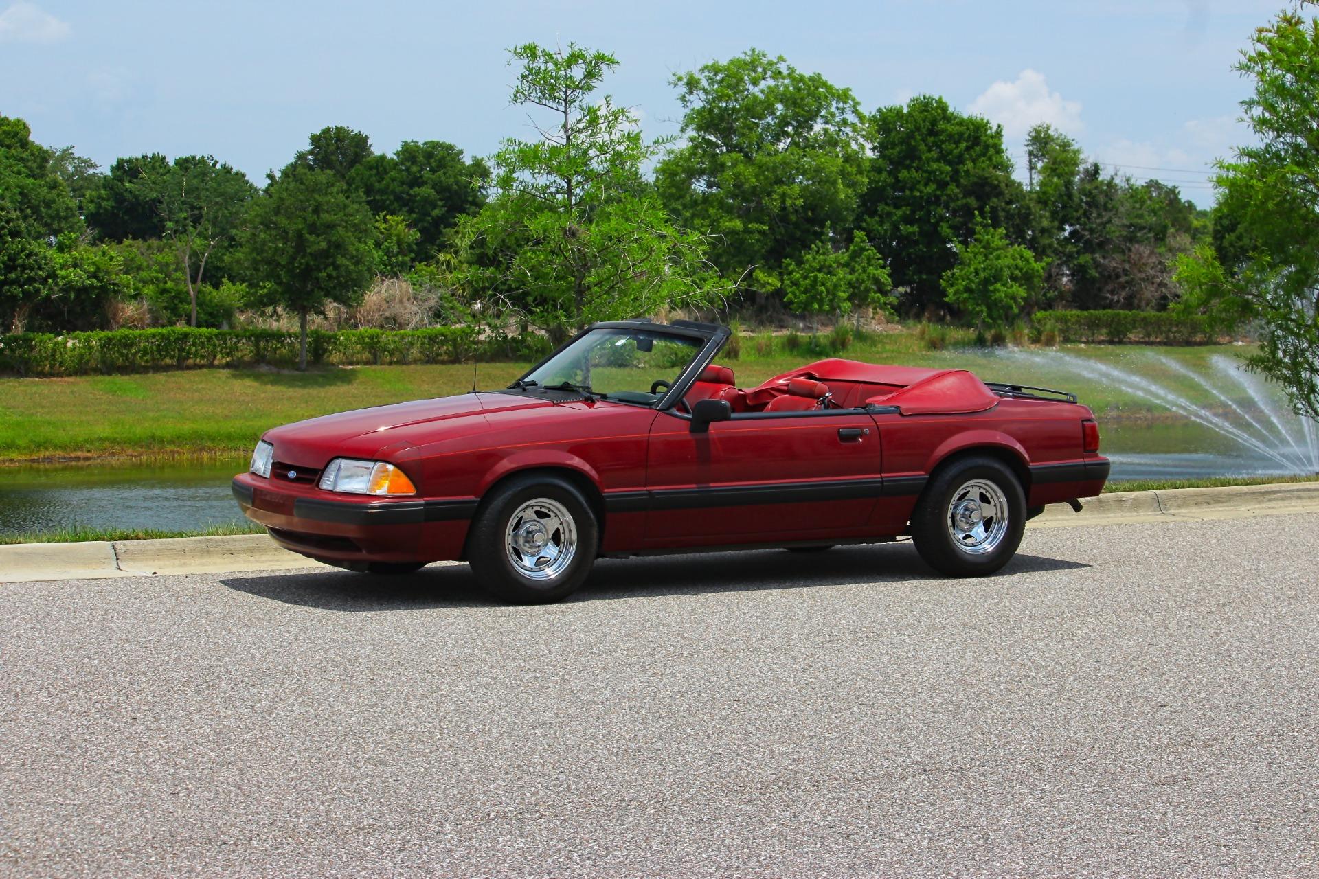 1988 Ford Mustang LX 16