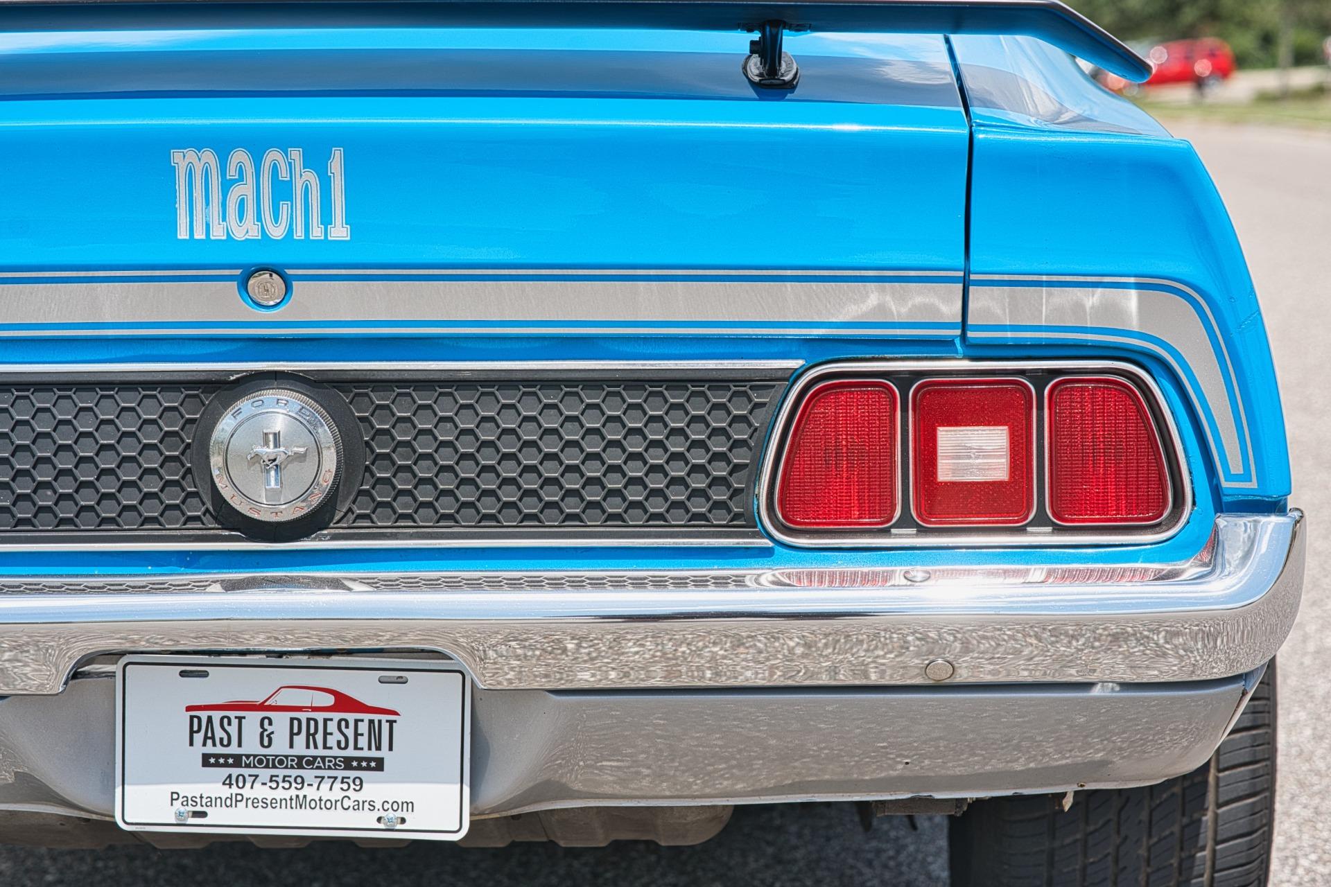 1972 Ford  Mustang 32