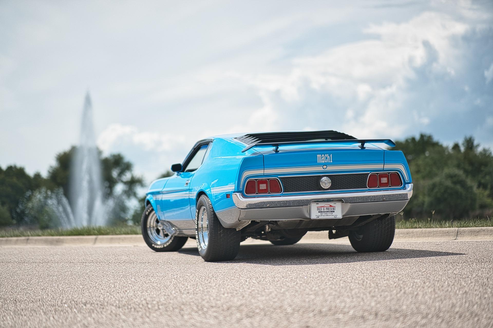 1972 Ford  Mustang 40
