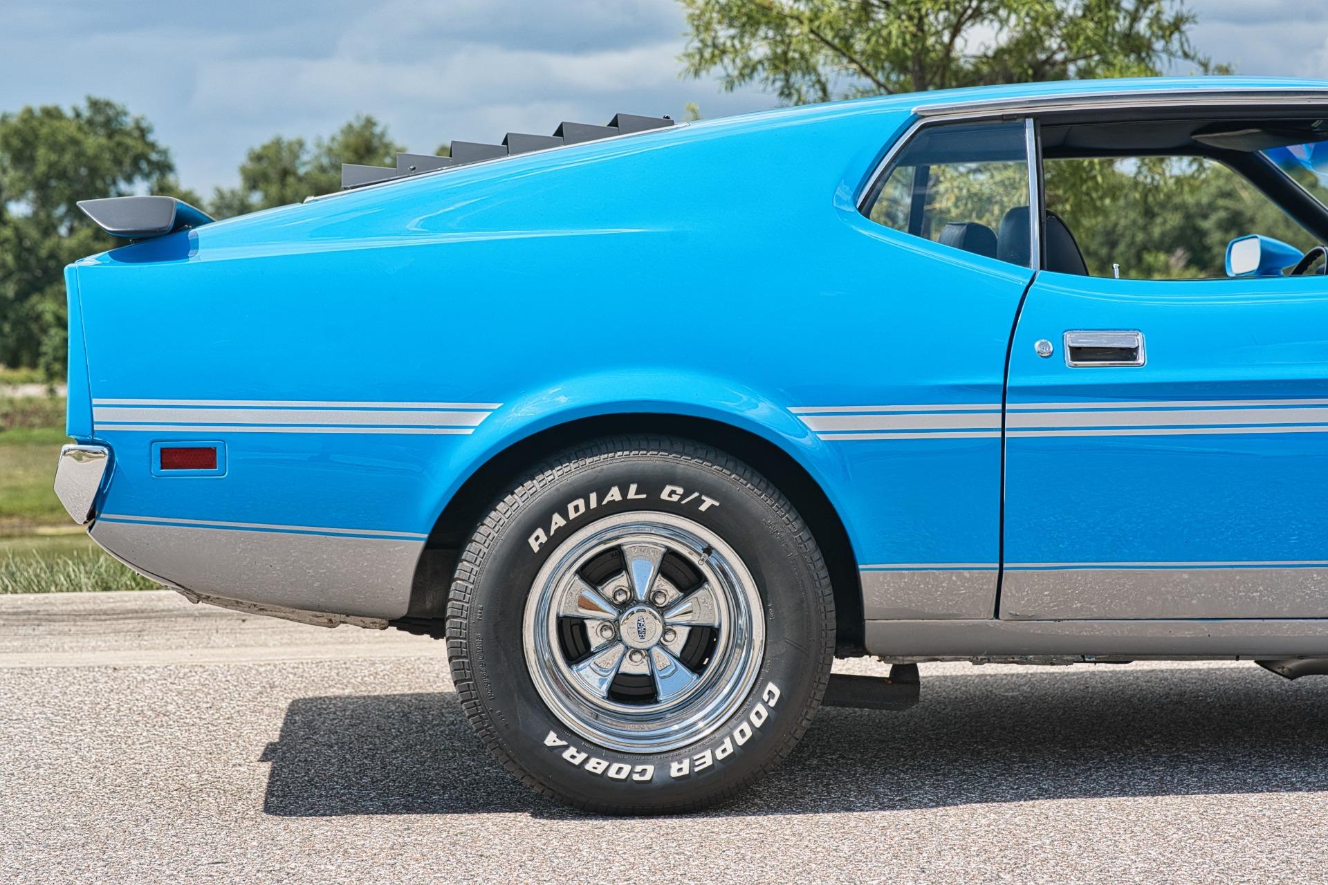 1972 Ford  Mustang 35