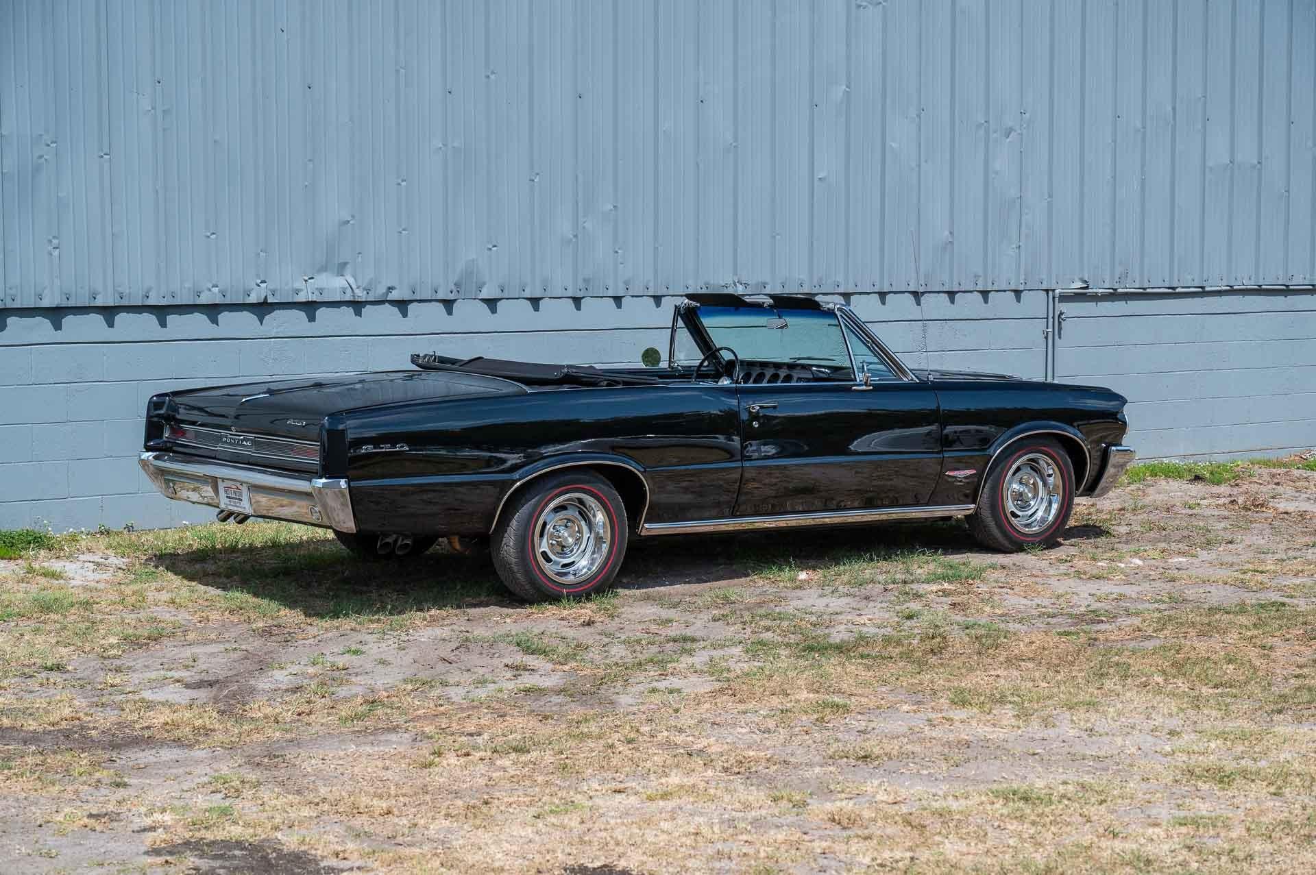 1964 Pontiac GTO 48