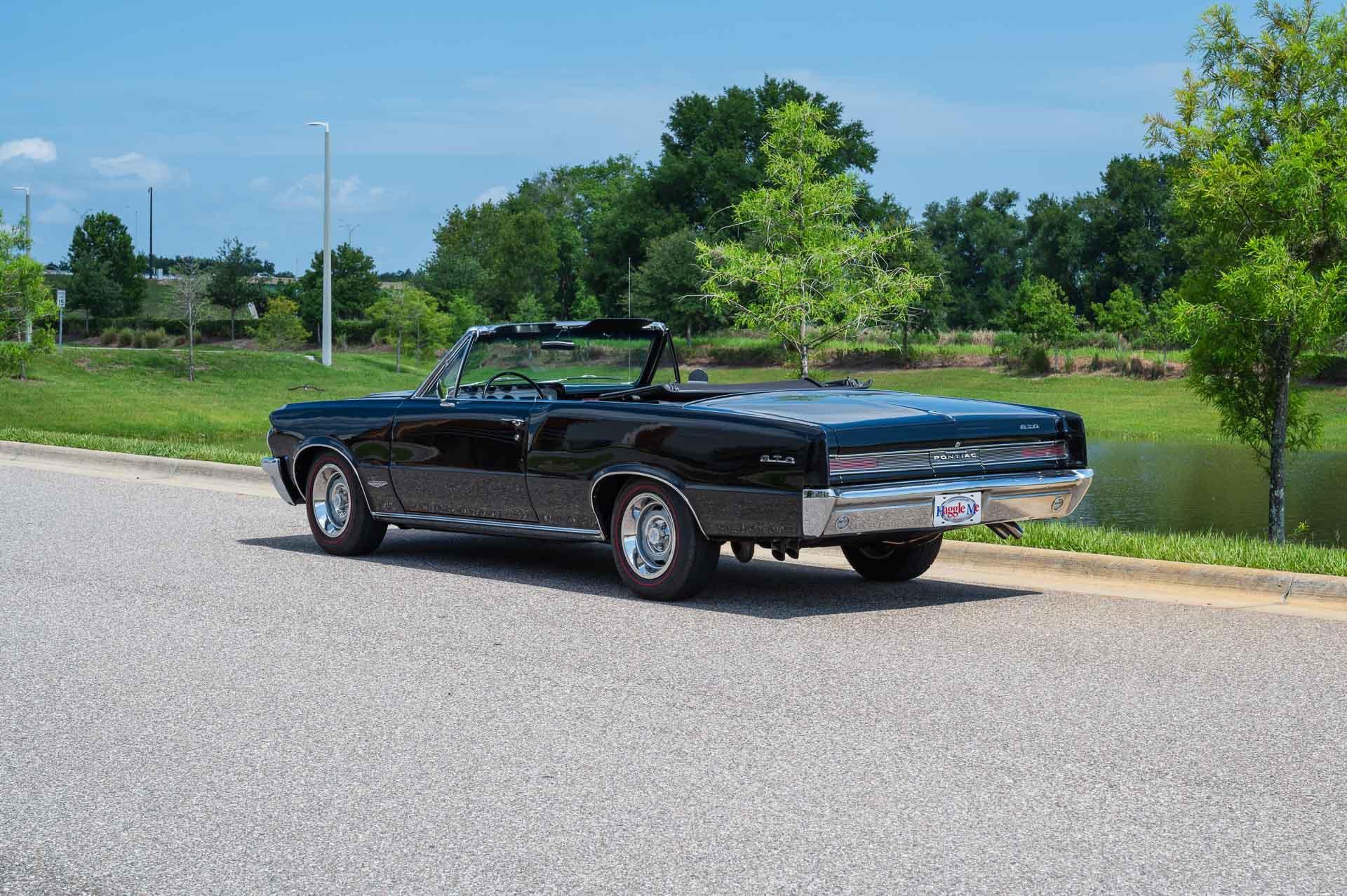 1964 Pontiac GTO 130