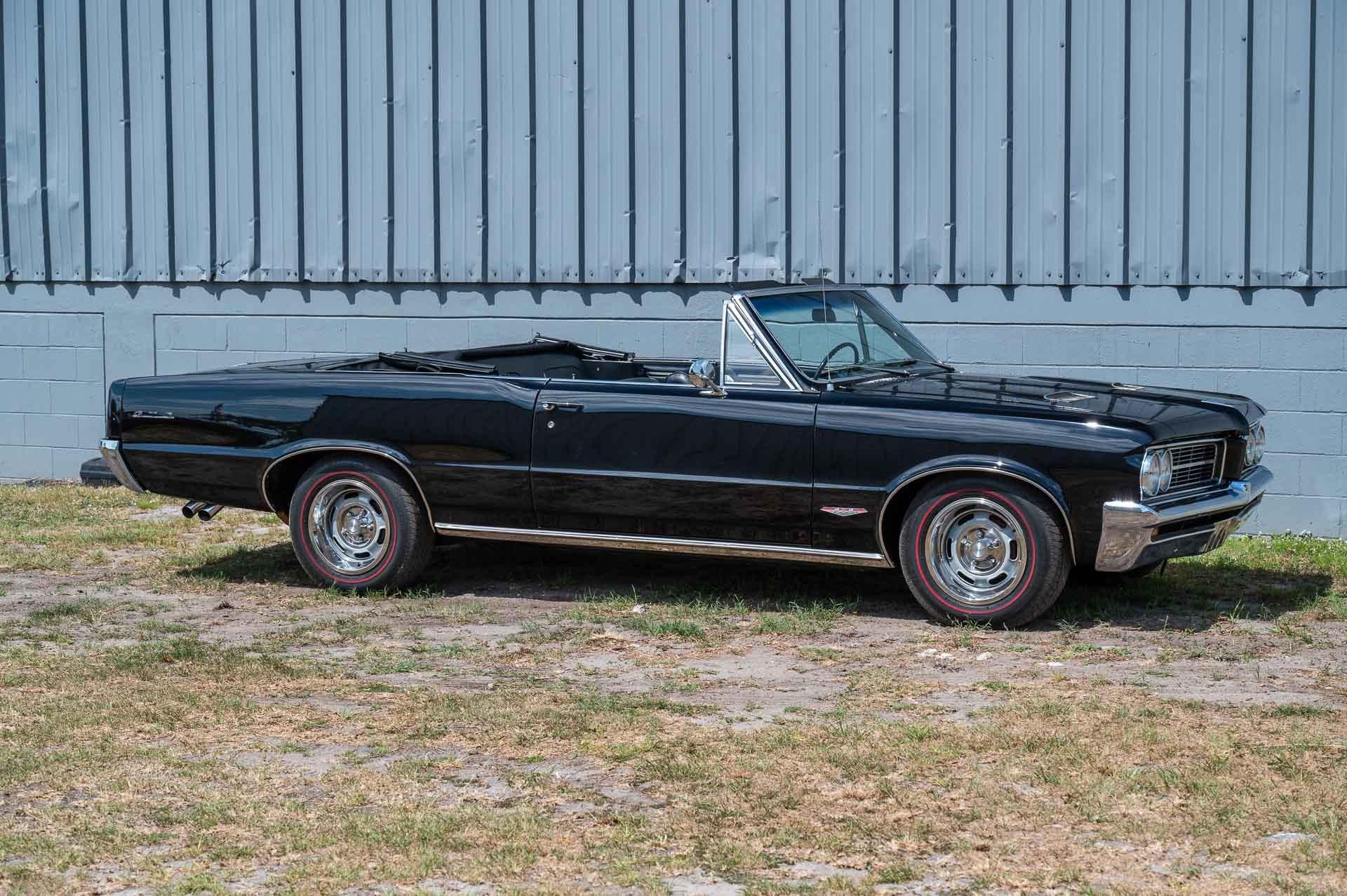 1964 Pontiac GTO 50