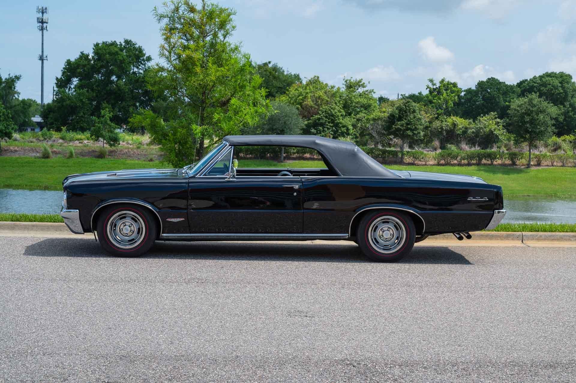 1964 Pontiac GTO 108