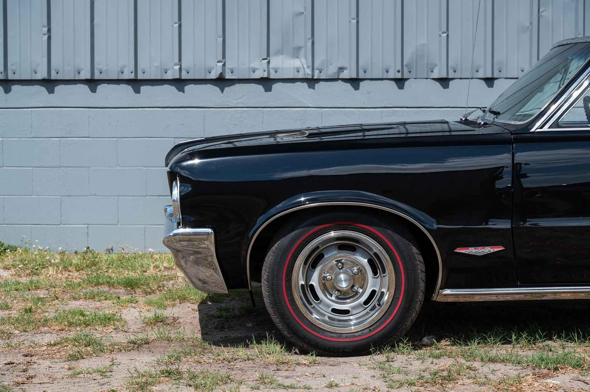 1964 Pontiac GTO 31