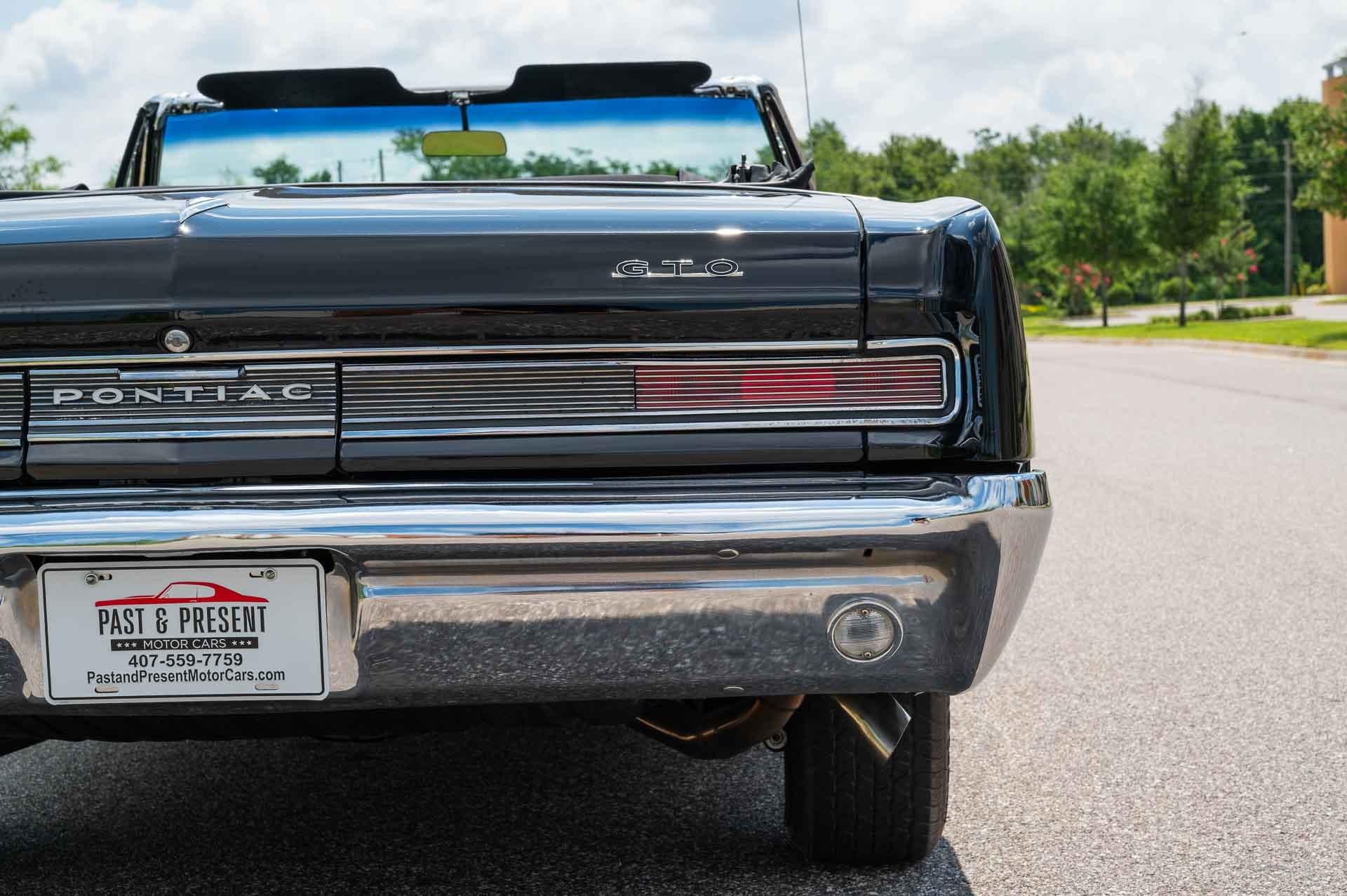 1964 Pontiac GTO 102
