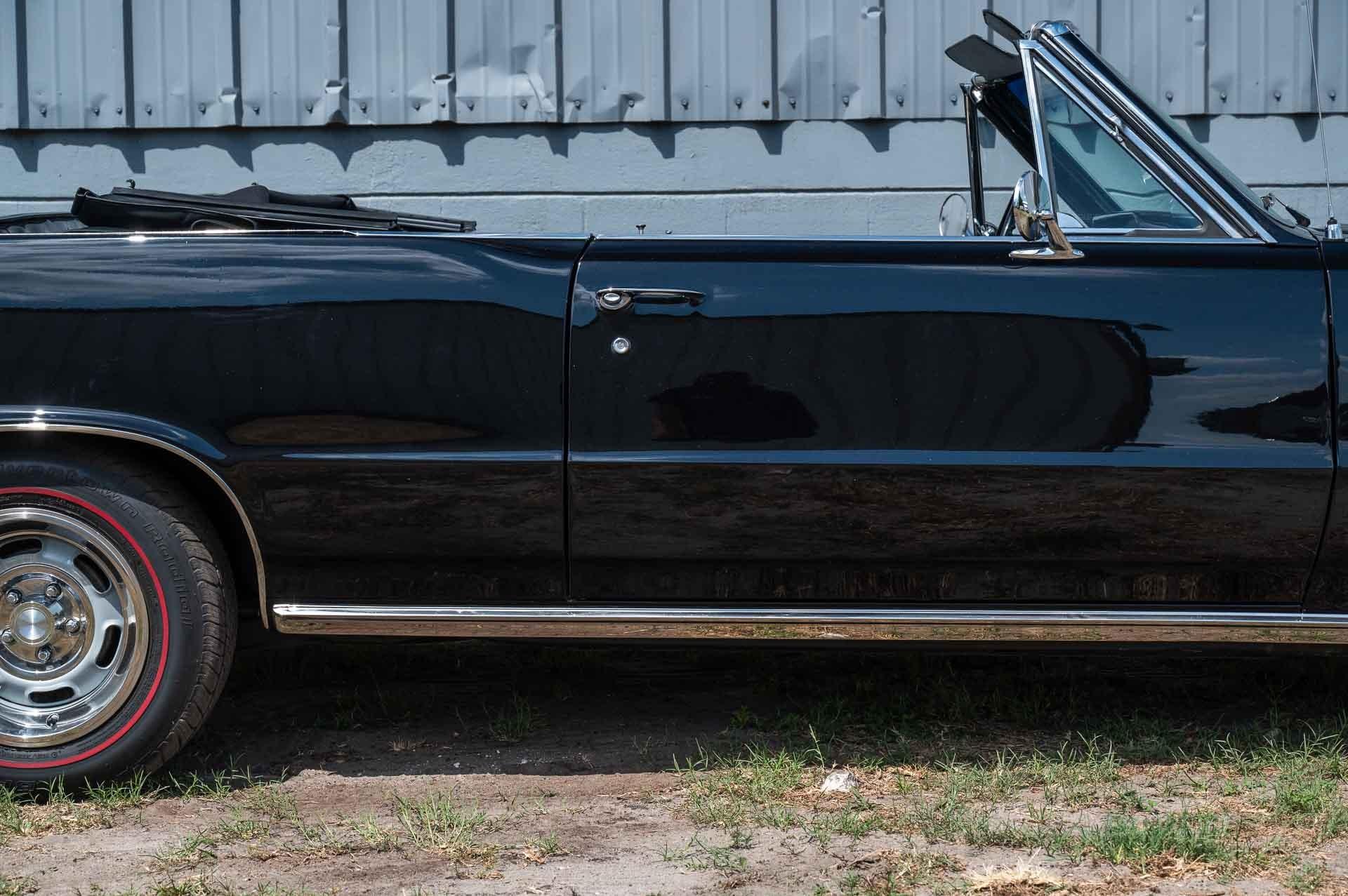 1964 Pontiac GTO 55