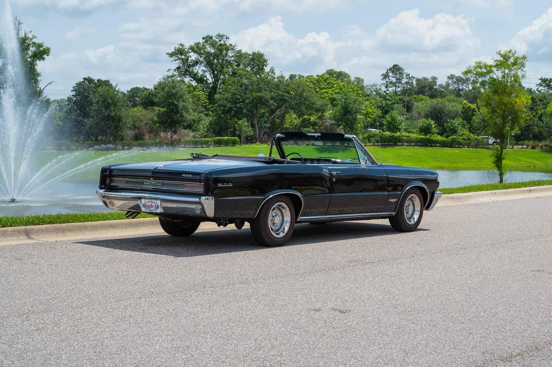 1964 Pontiac GTO 133