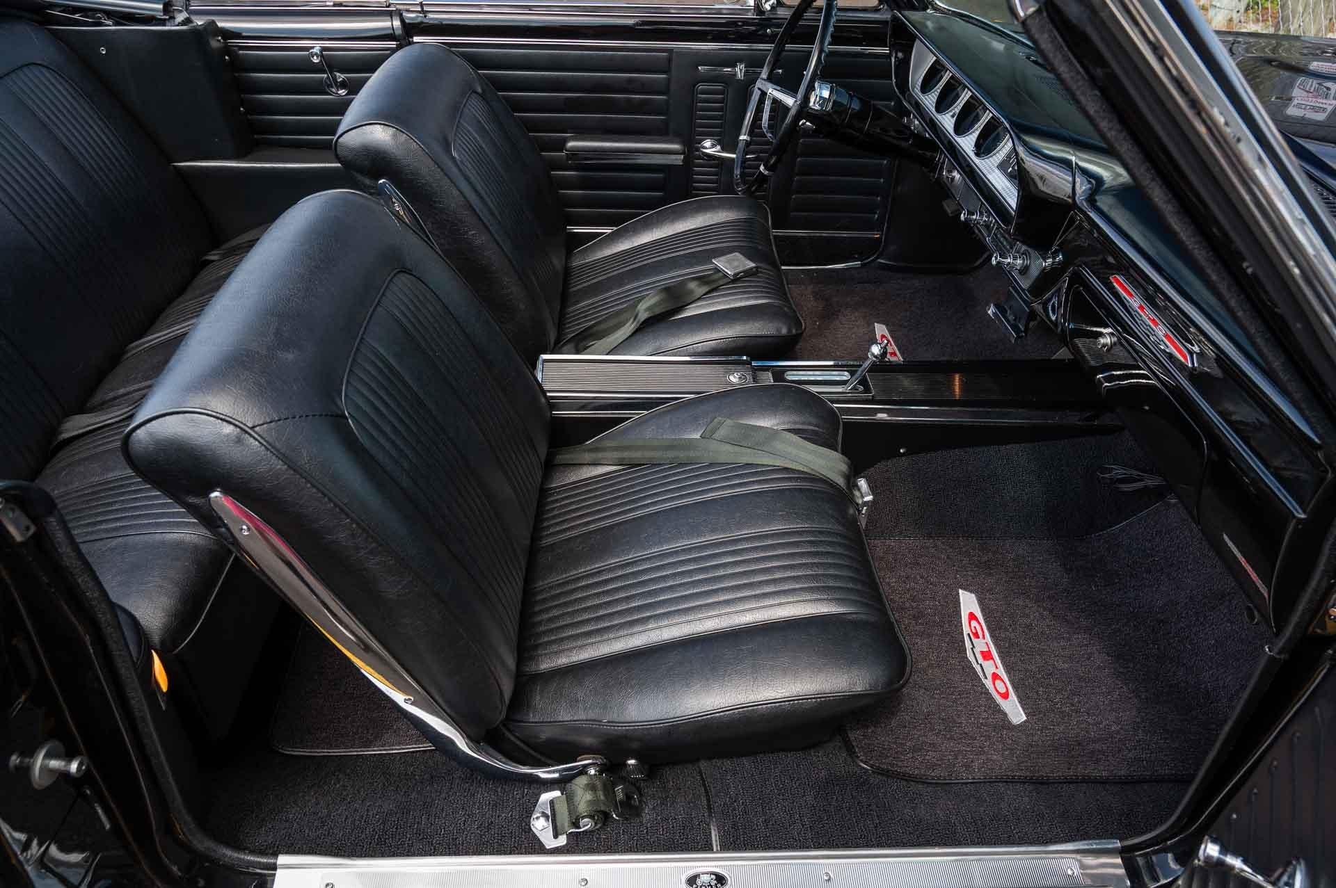 1964 Pontiac GTO 72