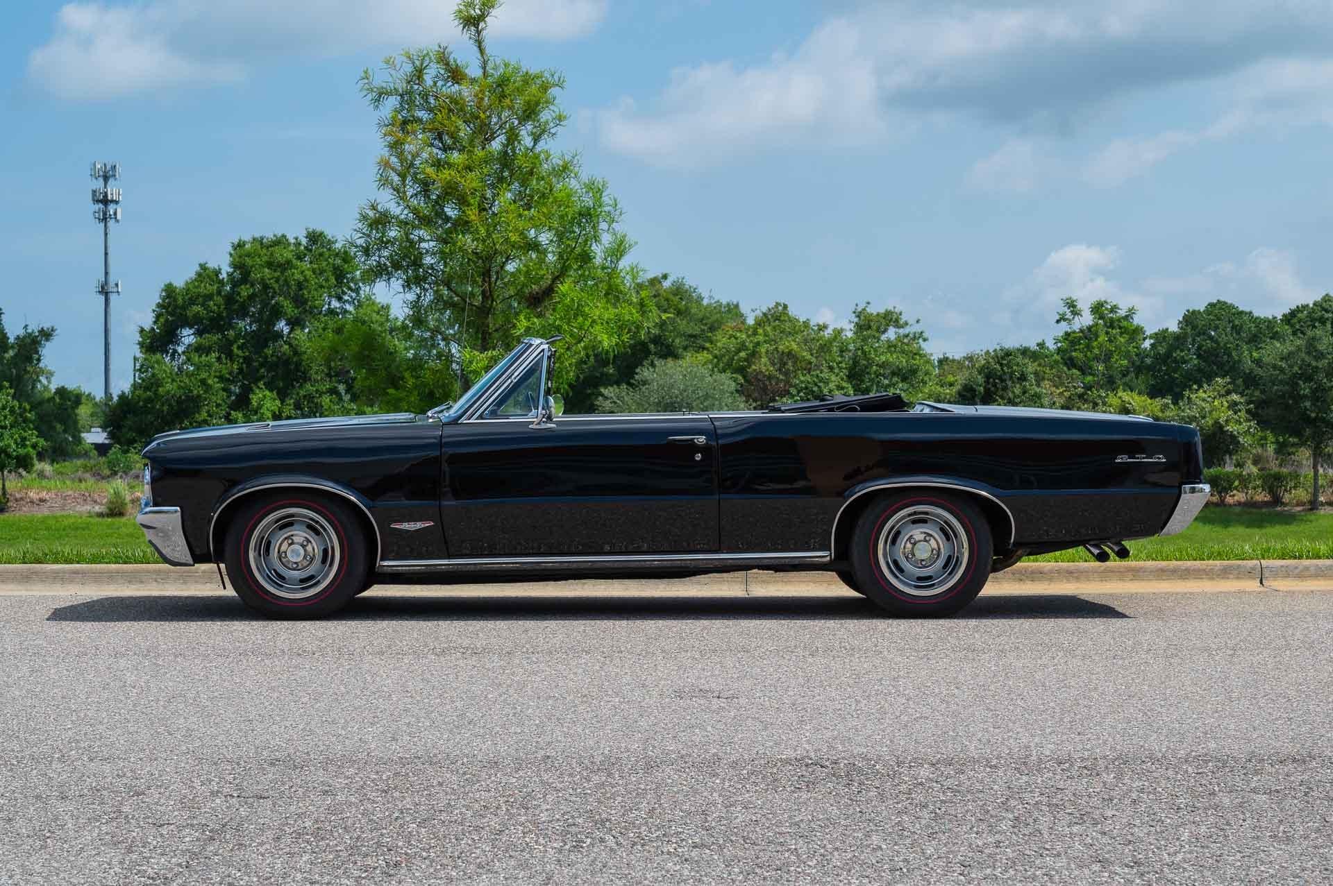 1964 Pontiac GTO 42