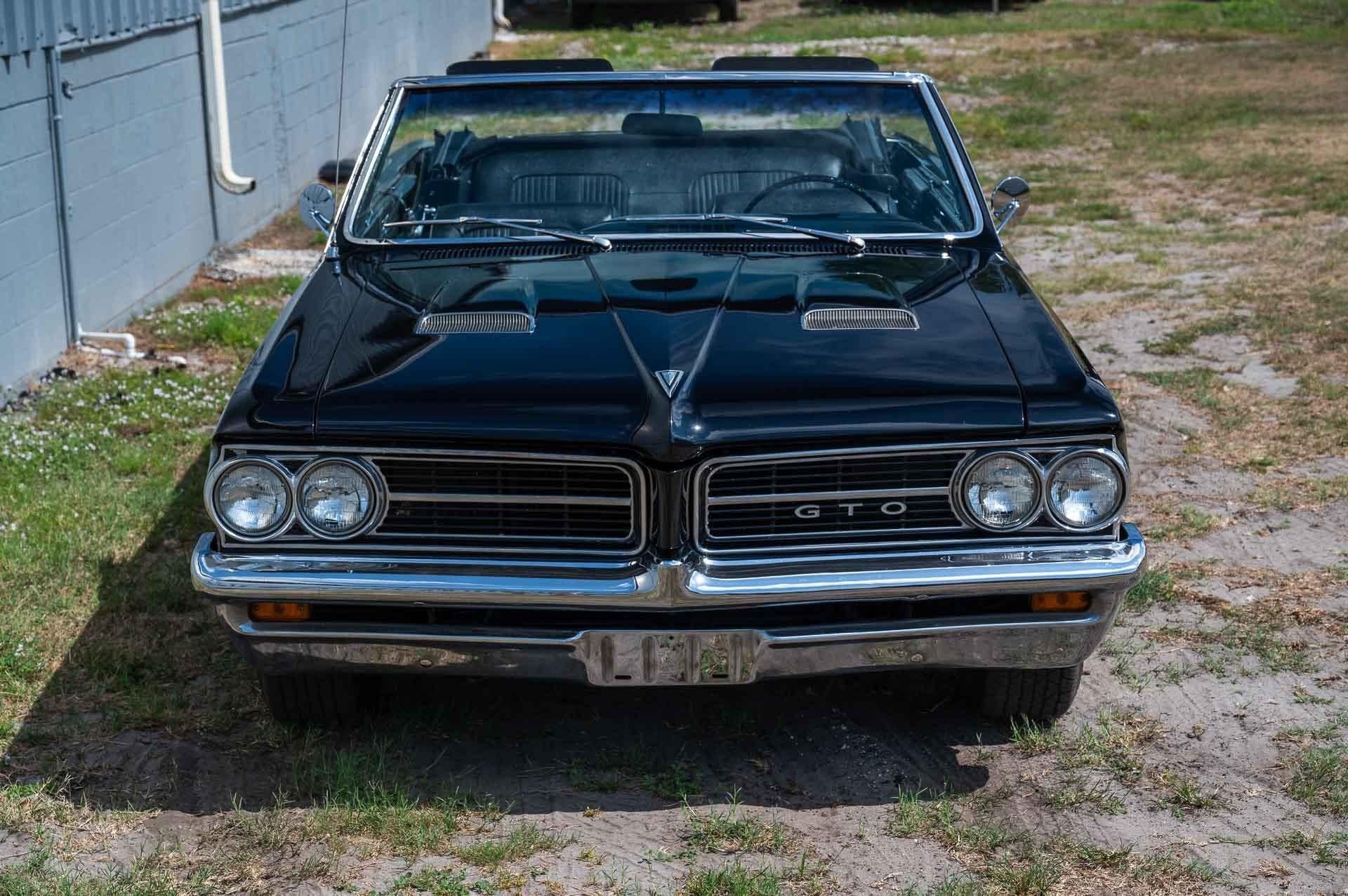 1964 Pontiac GTO 34