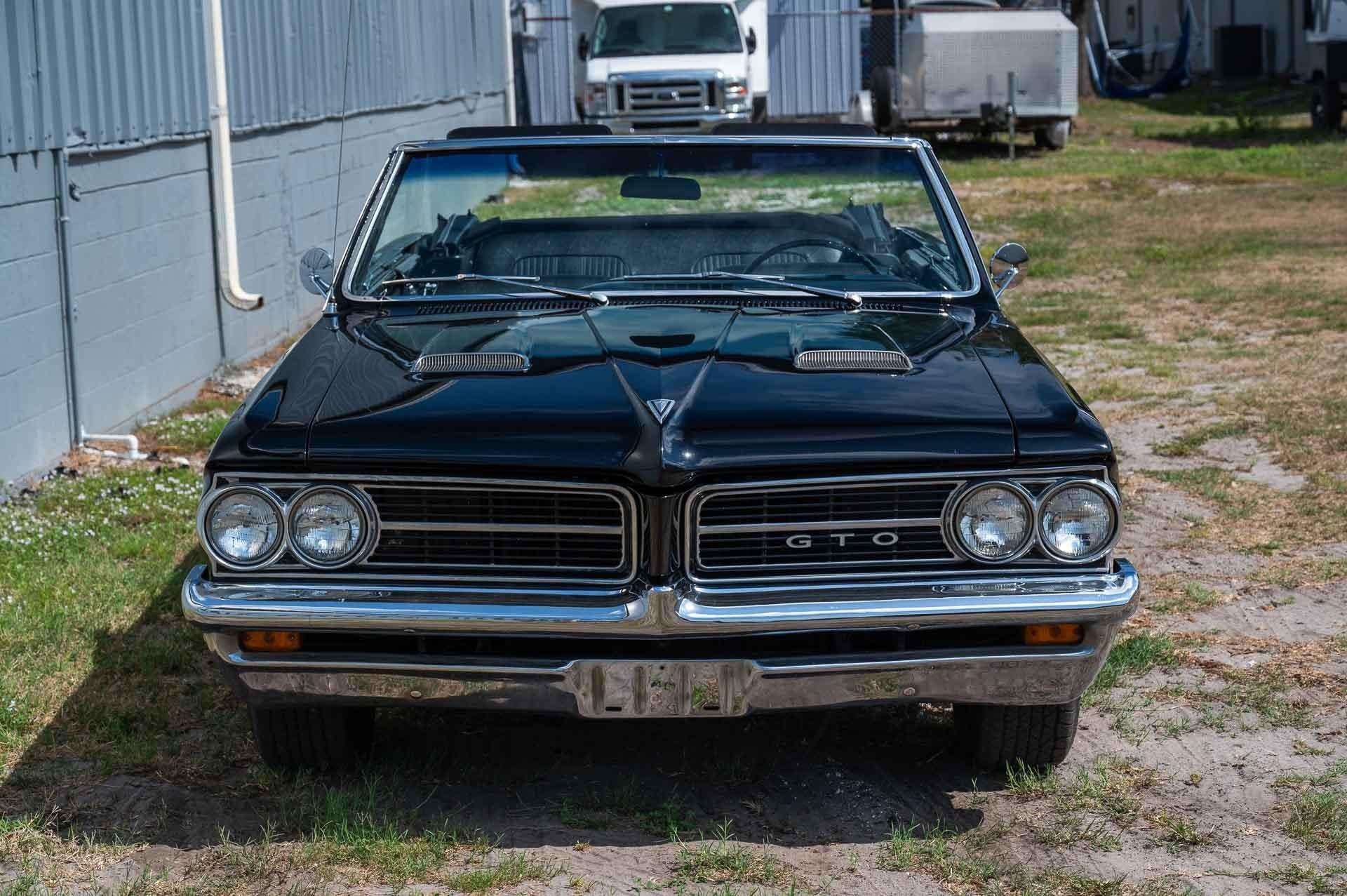 1964 Pontiac GTO 8