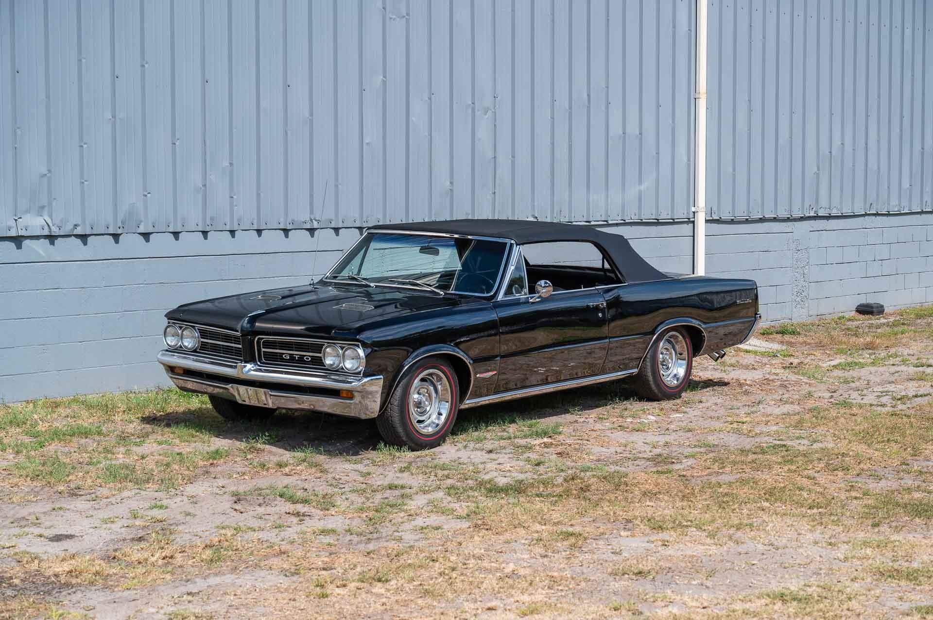 1964 Pontiac GTO 9