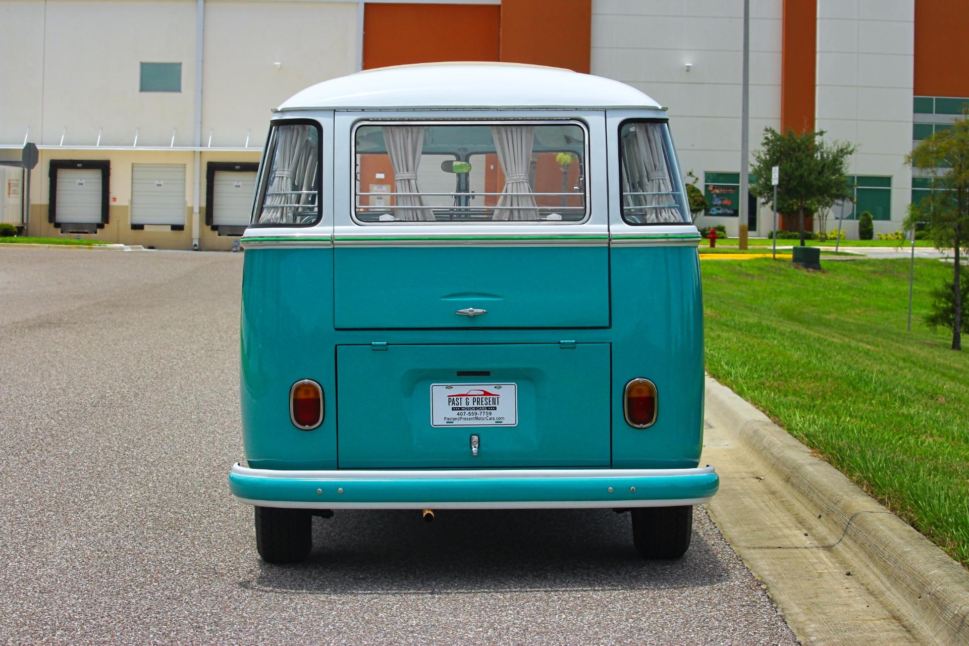 1964 Volkswagen Kombi 33