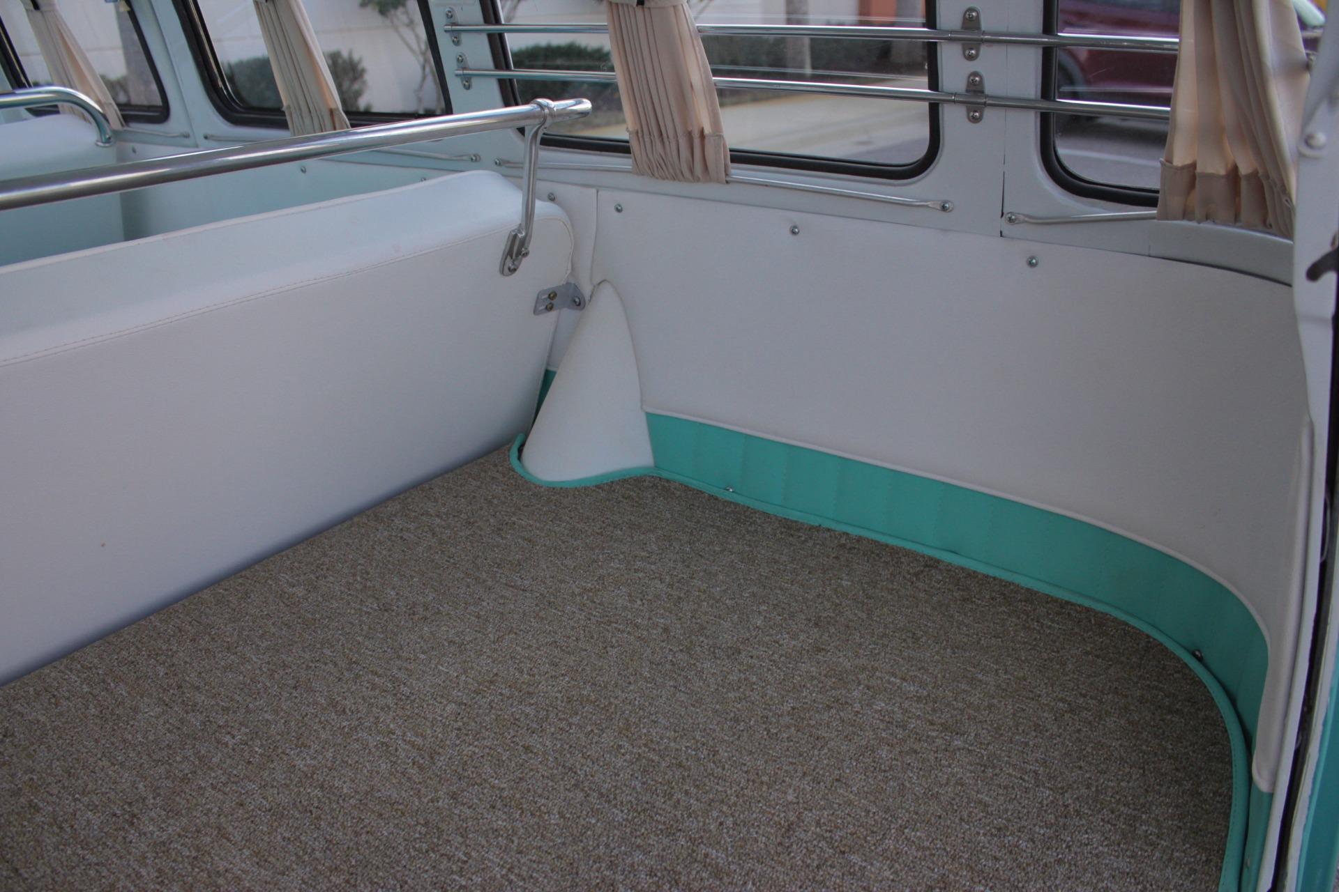 1964 Volkswagen Kombi 72