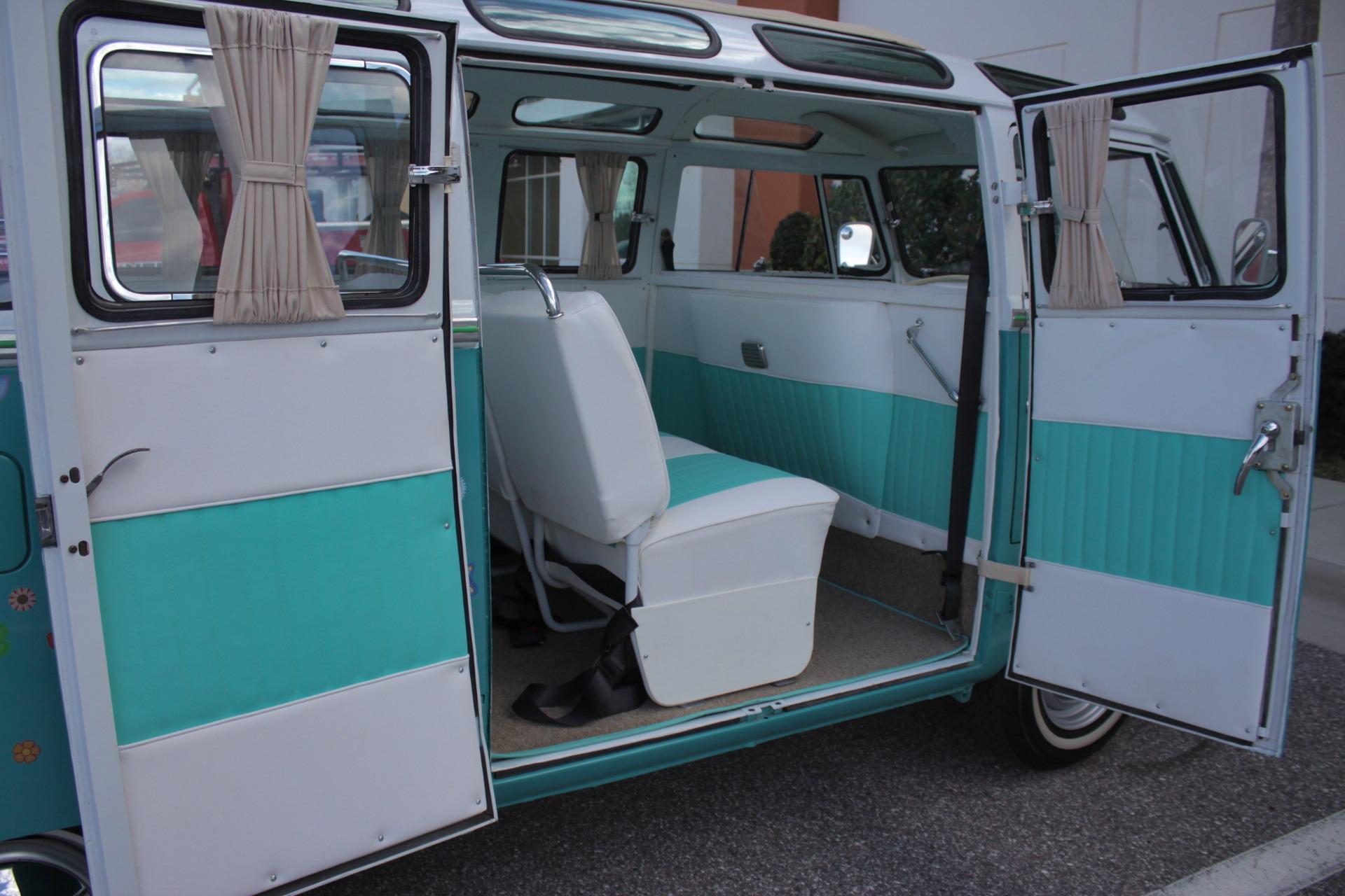 1964 Volkswagen Kombi 66
