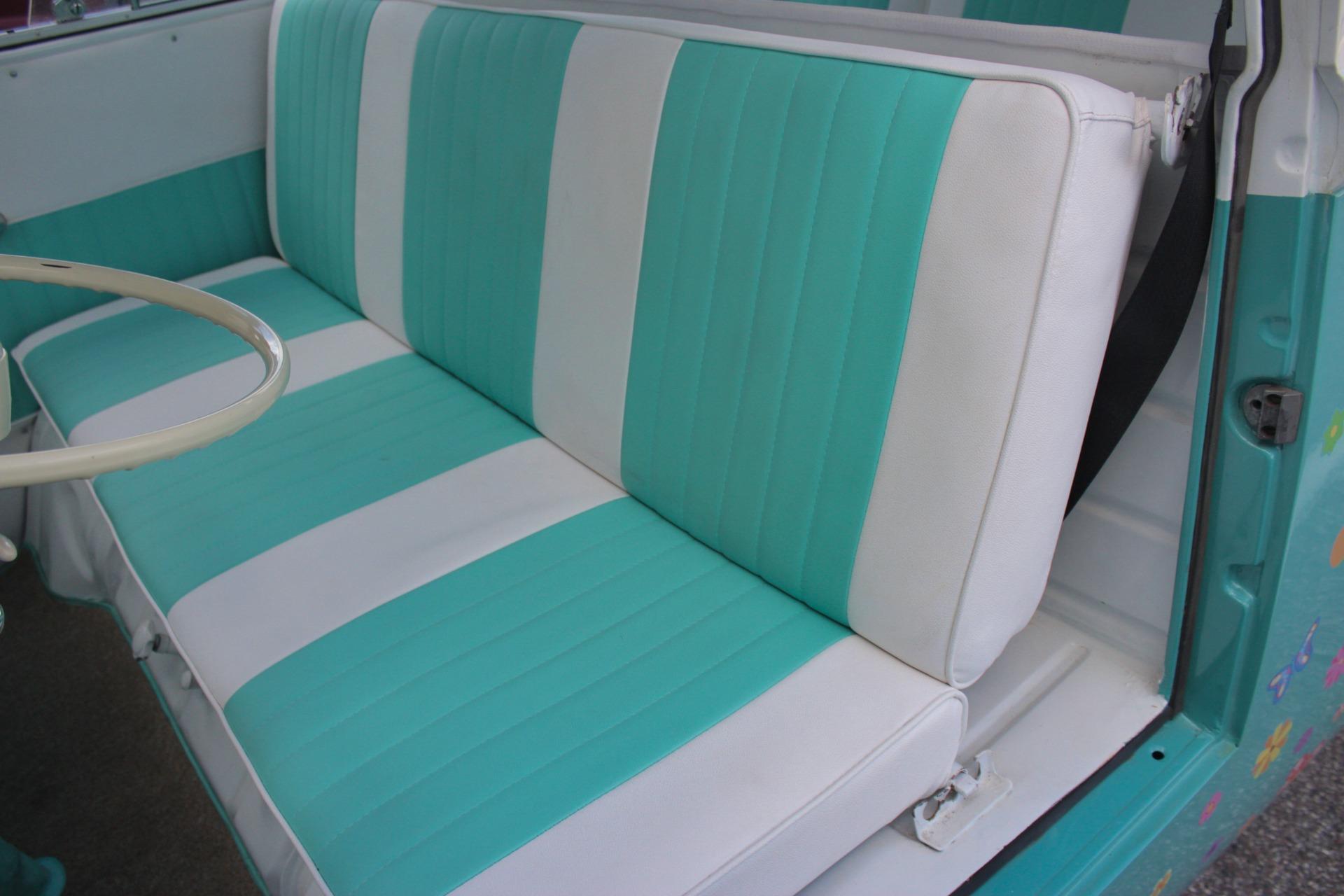 1964 Volkswagen Kombi 53