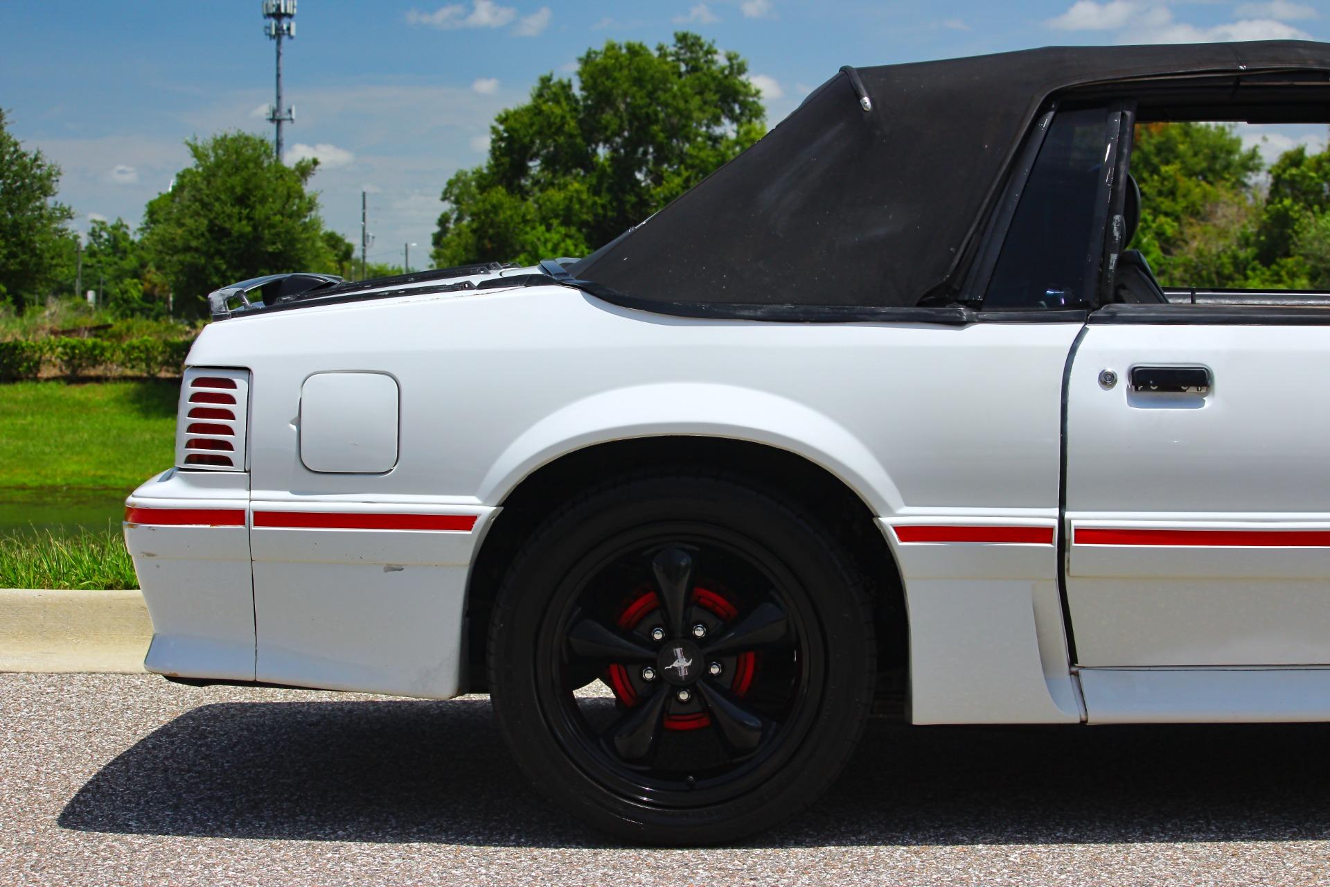 1987 Ford Mustang GT 93