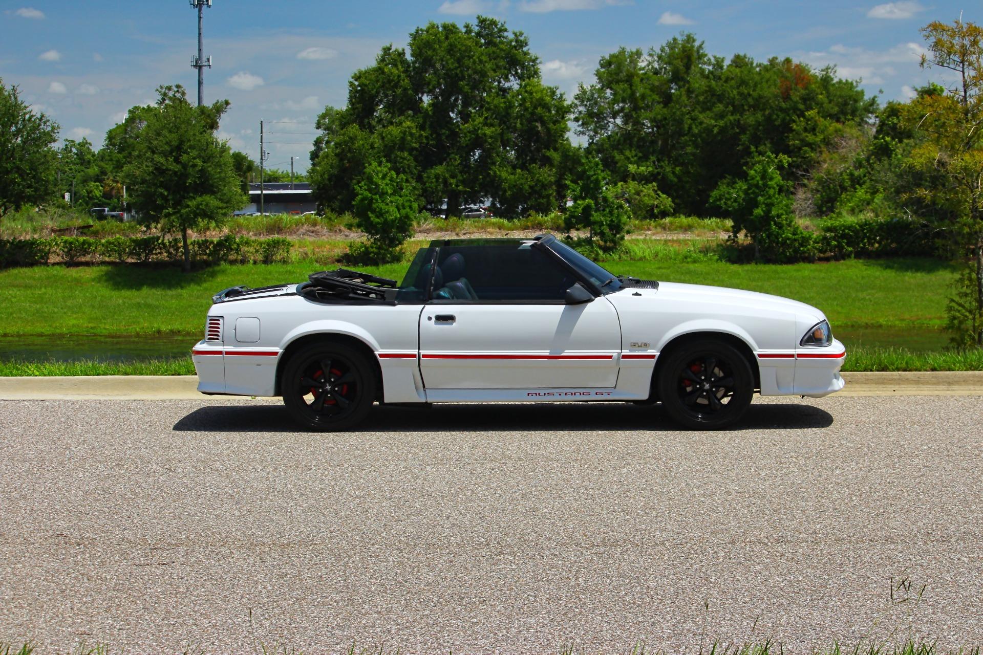 1987 Ford Mustang GT 6