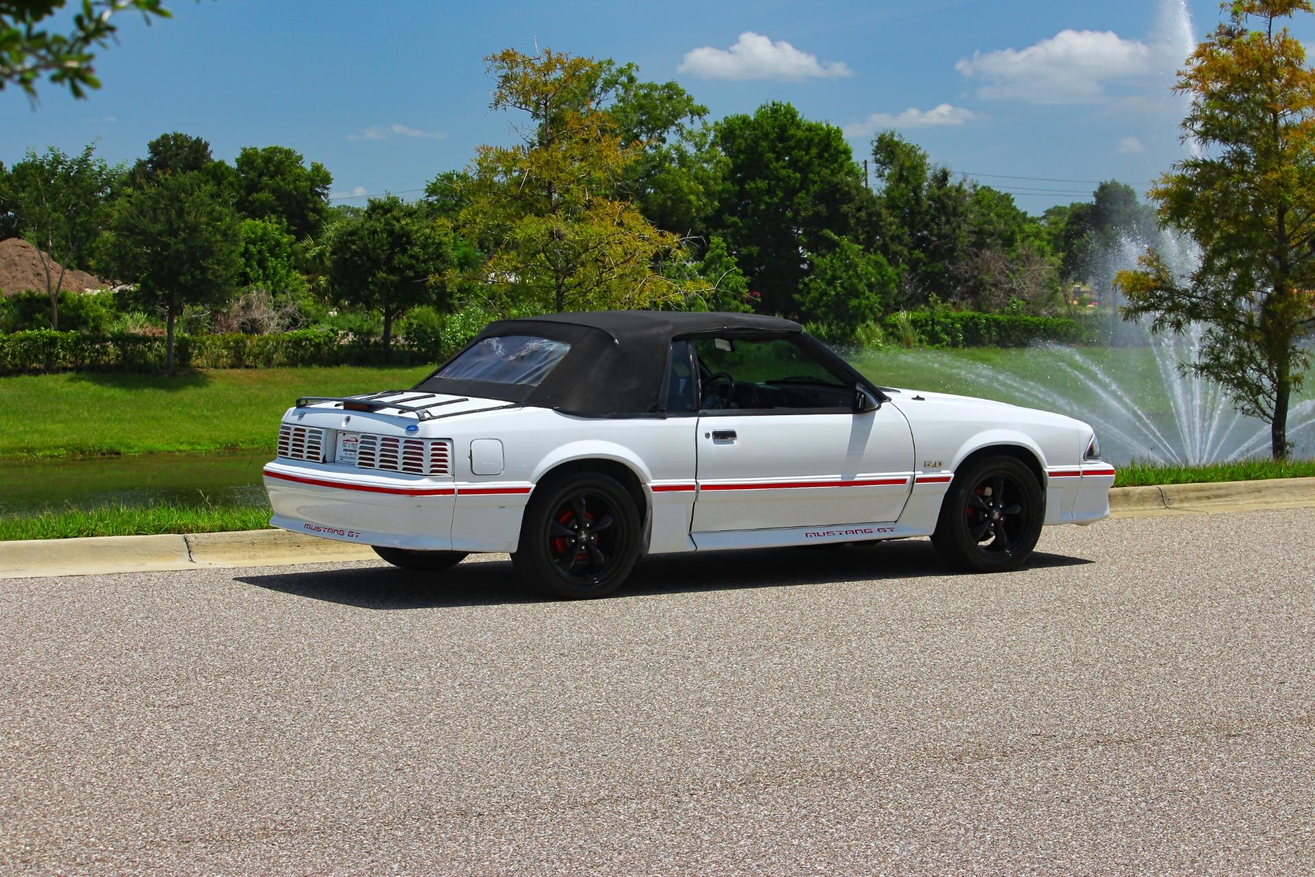 1987 Ford Mustang GT 84