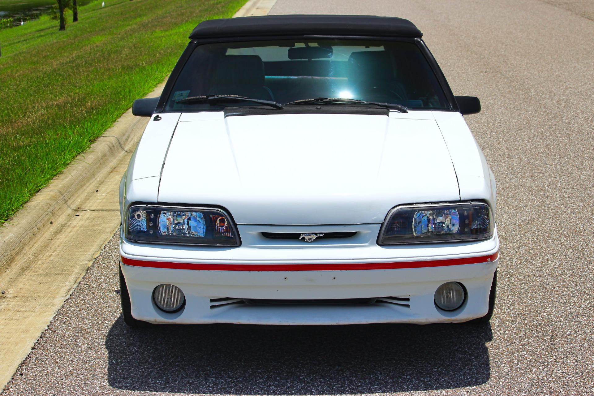 1987 Ford Mustang GT 8