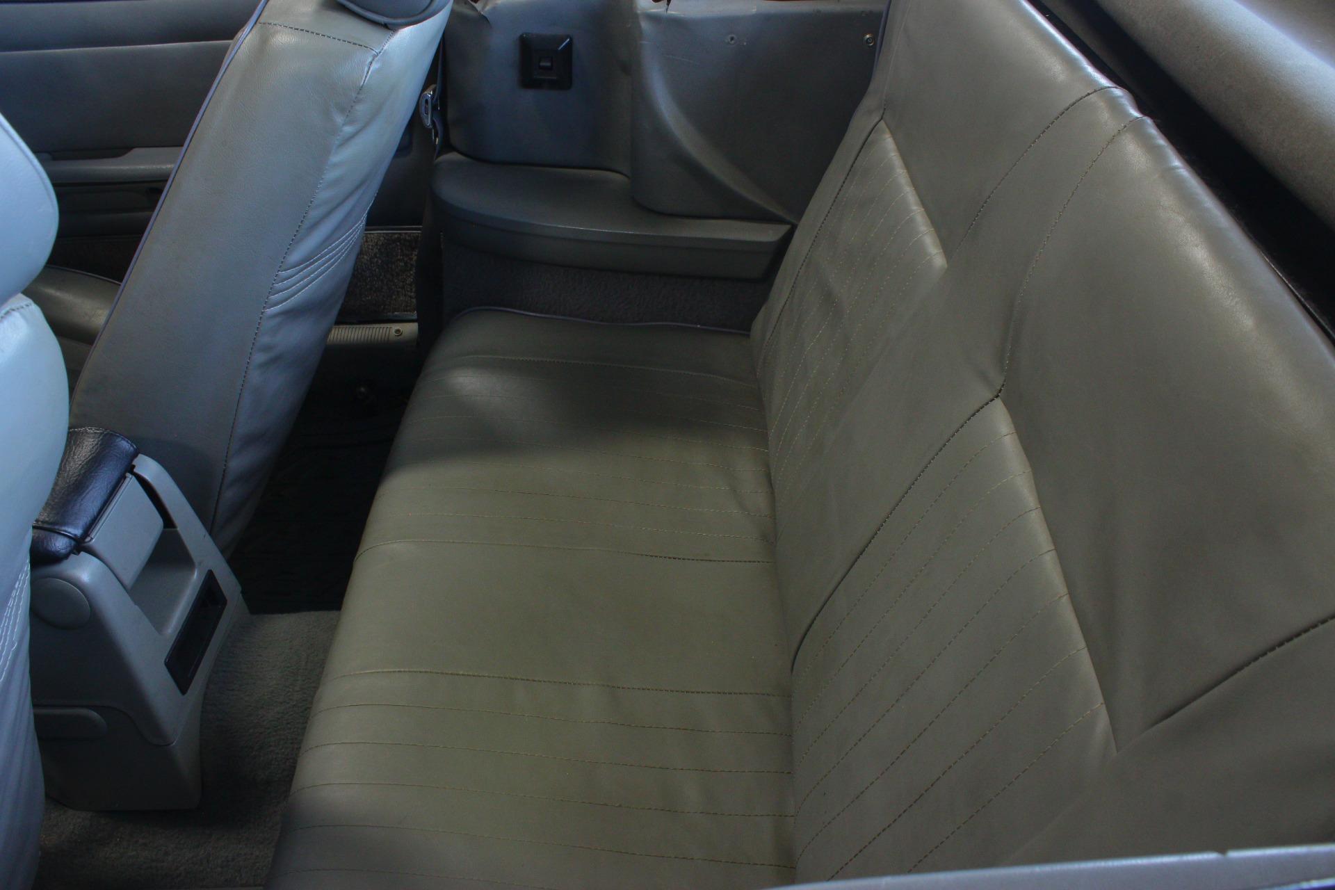 1987 Ford Mustang GT 20