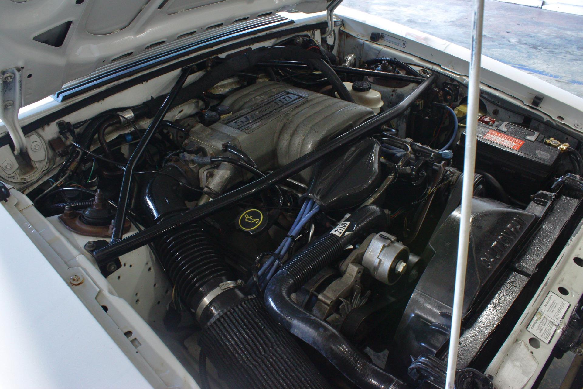 1987 Ford Mustang GT 11