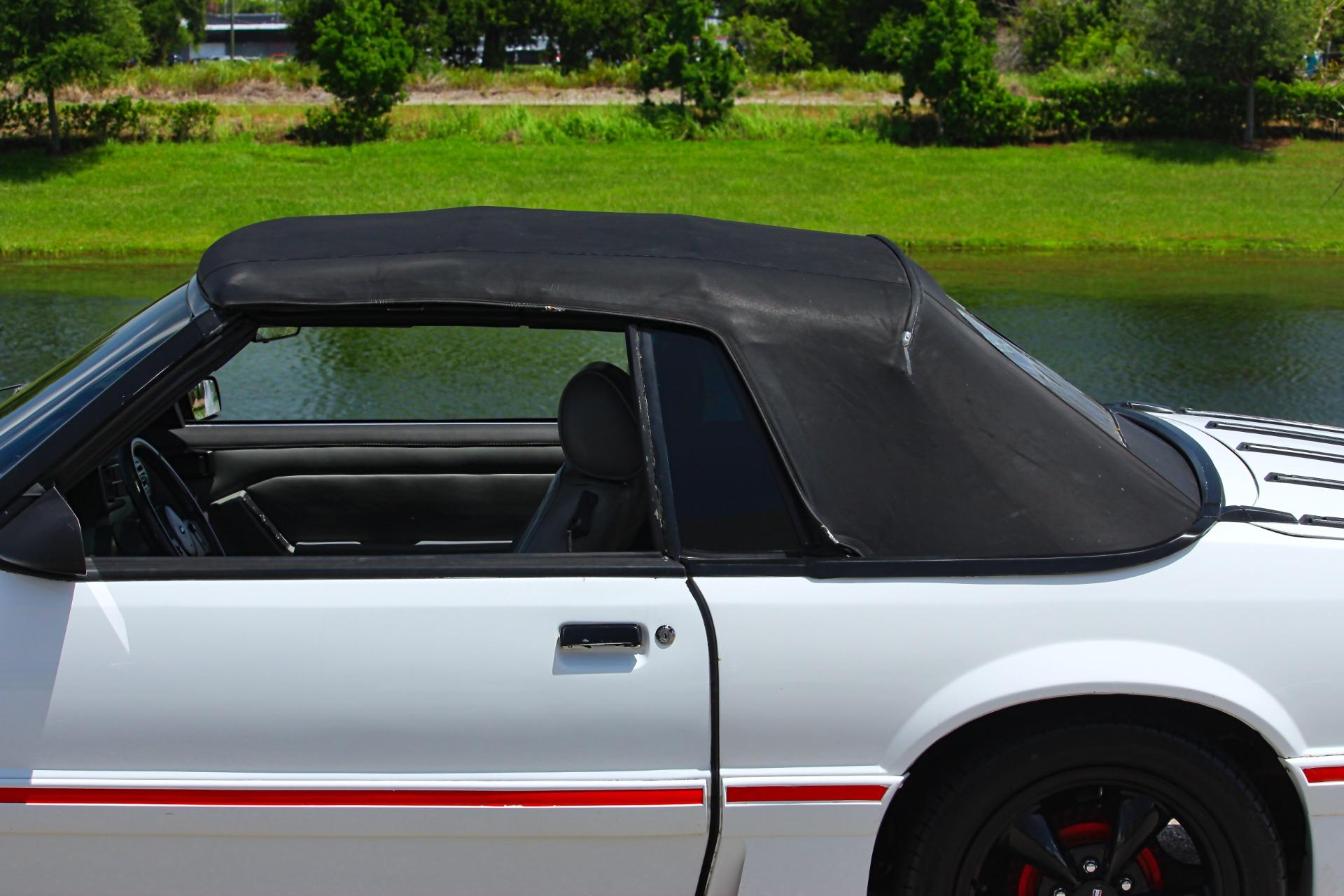 1987 Ford Mustang GT 71
