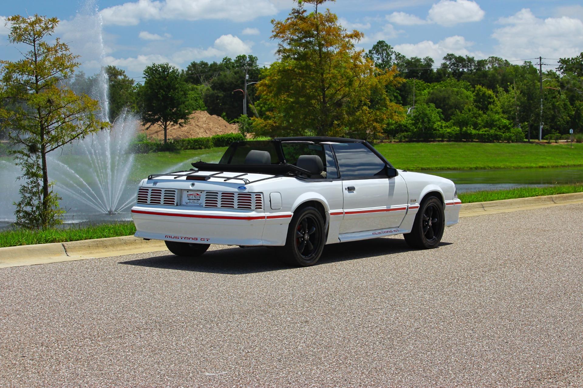 1987 Ford Mustang GT 5
